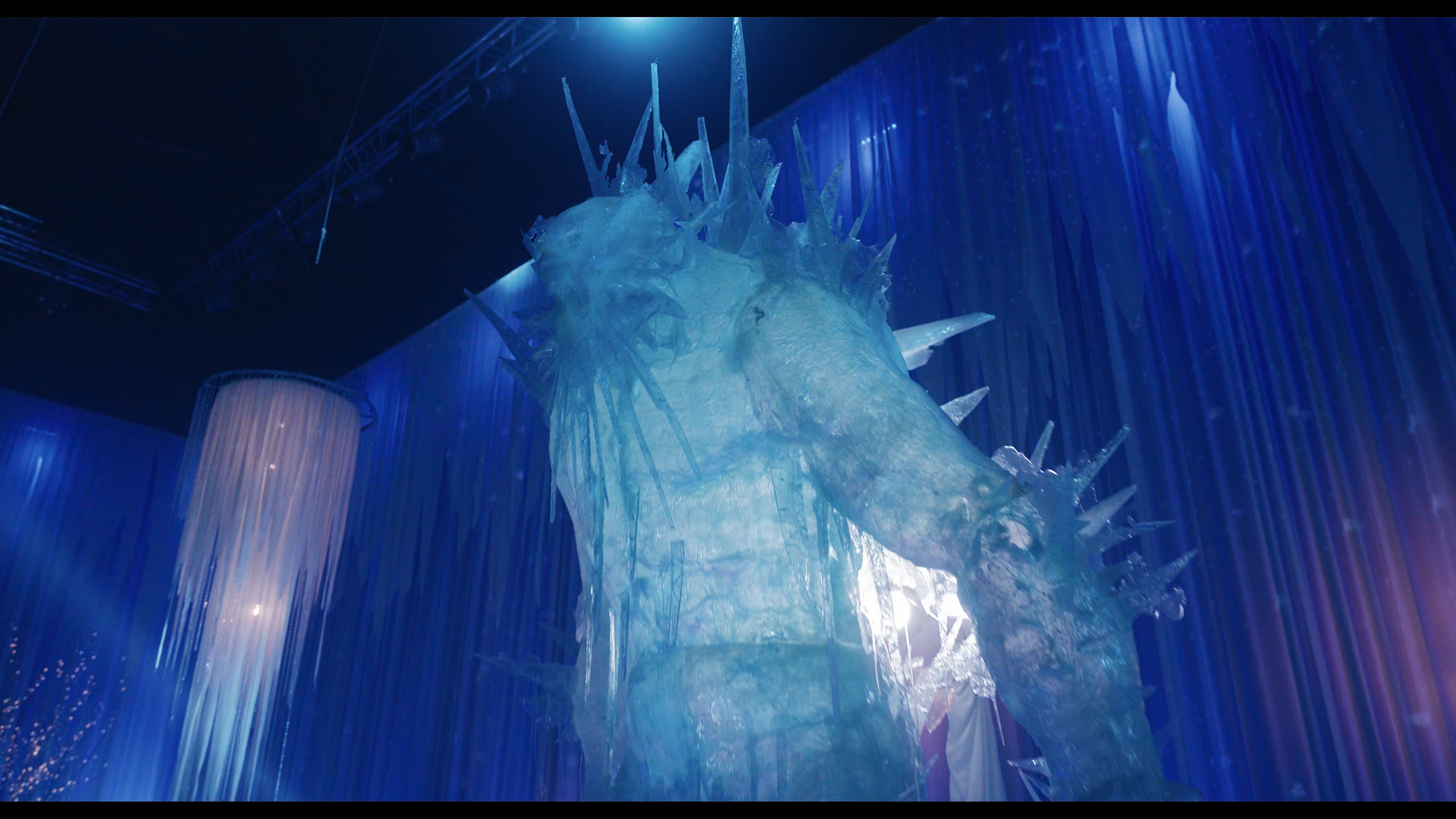 Wednesday S01E04 “Woe What a Night” movie still 4042