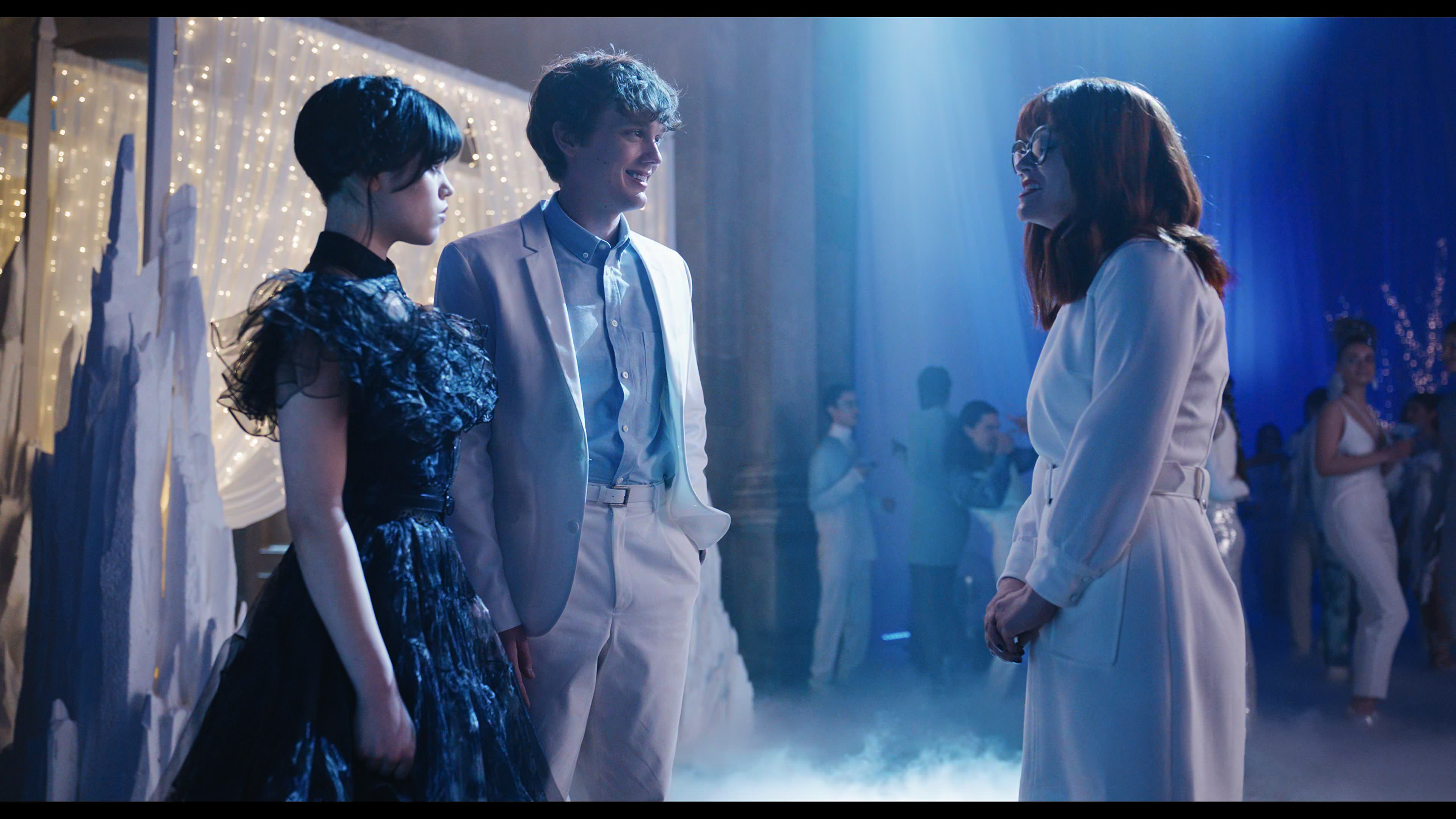 Wednesday S01E04 “Woe What a Night” HD screenshot 4358