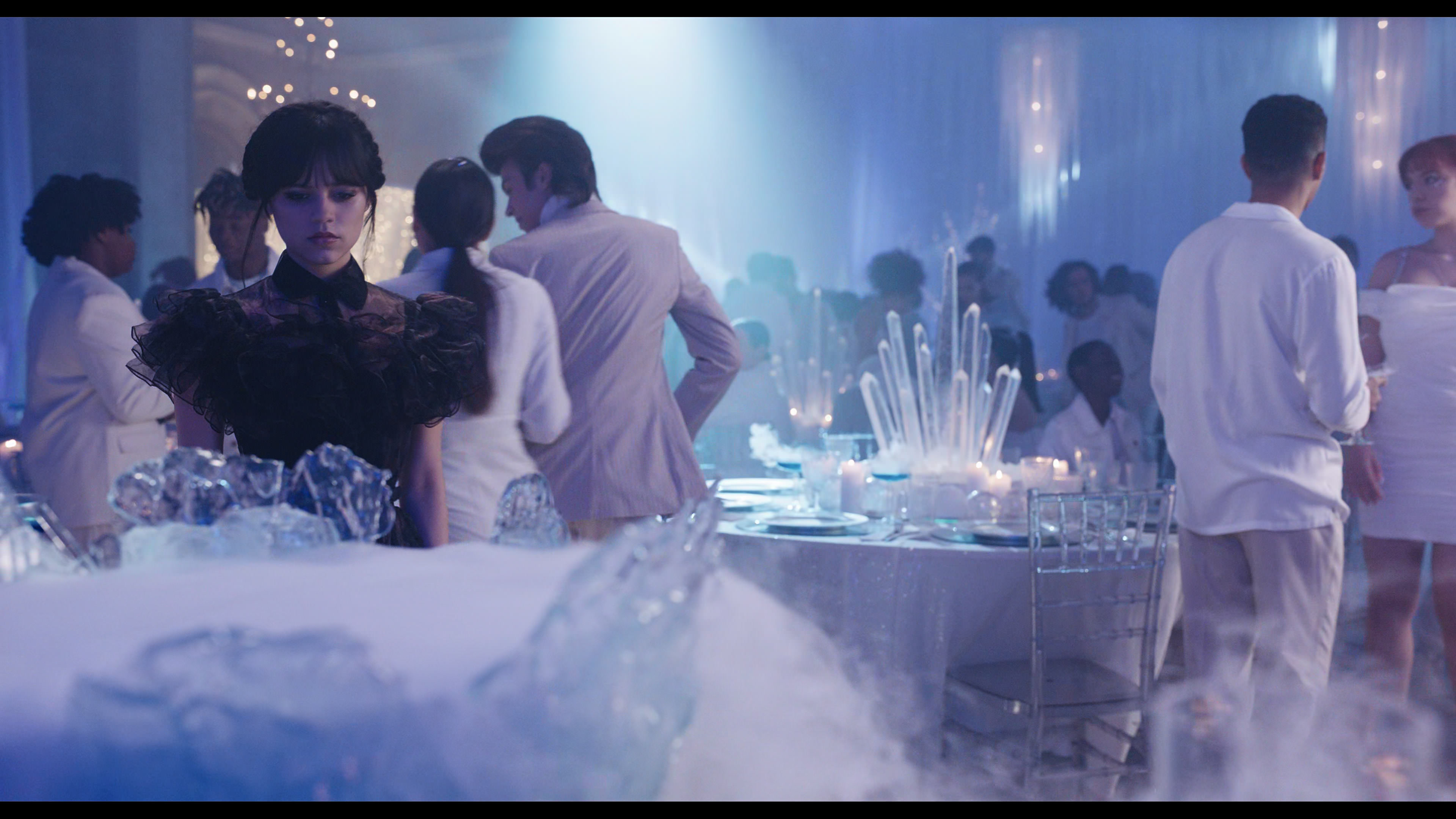 Wednesday S01E04 “Woe What a Night” HD screenshot 4397