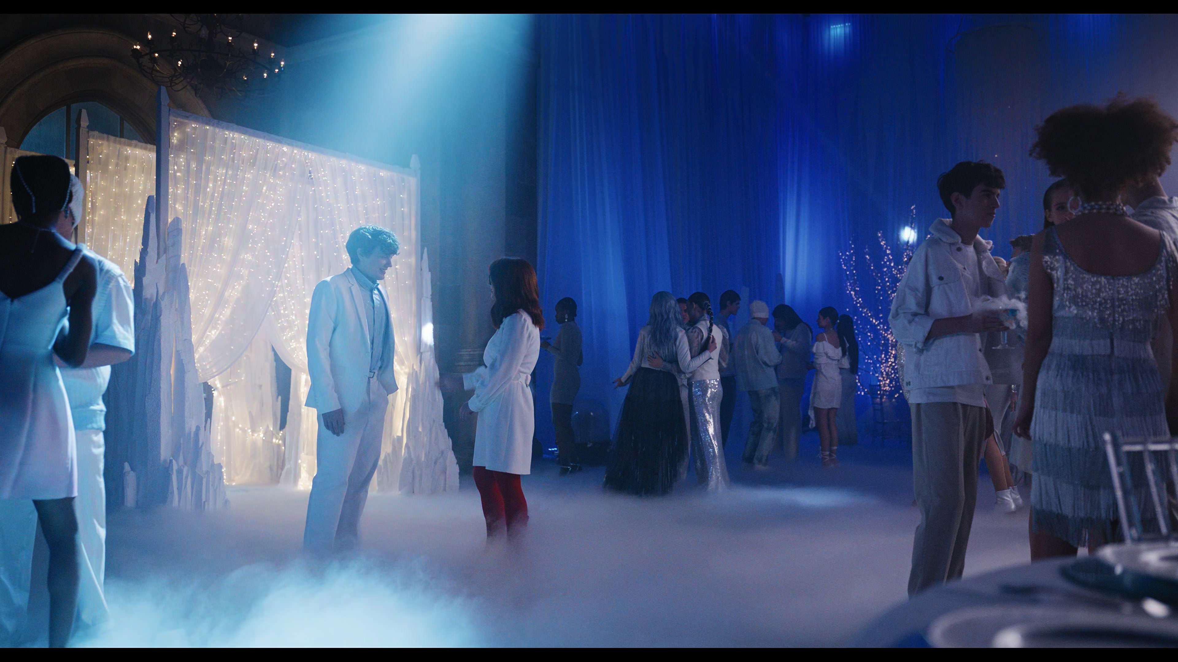 Wednesday S01E04 “Woe What a Night” HD screenshot 4418