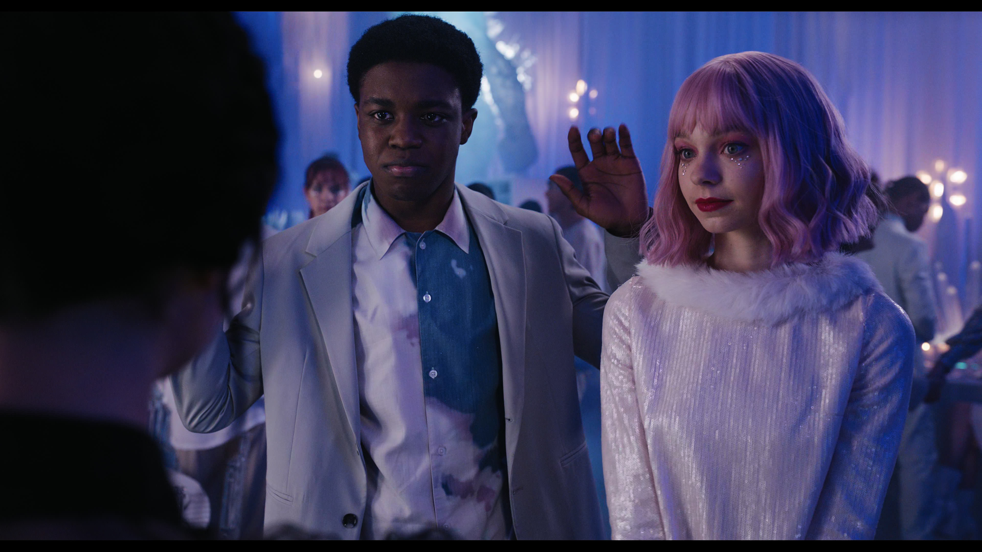 Wednesday S01E04 “Woe What a Night” screencap 4470