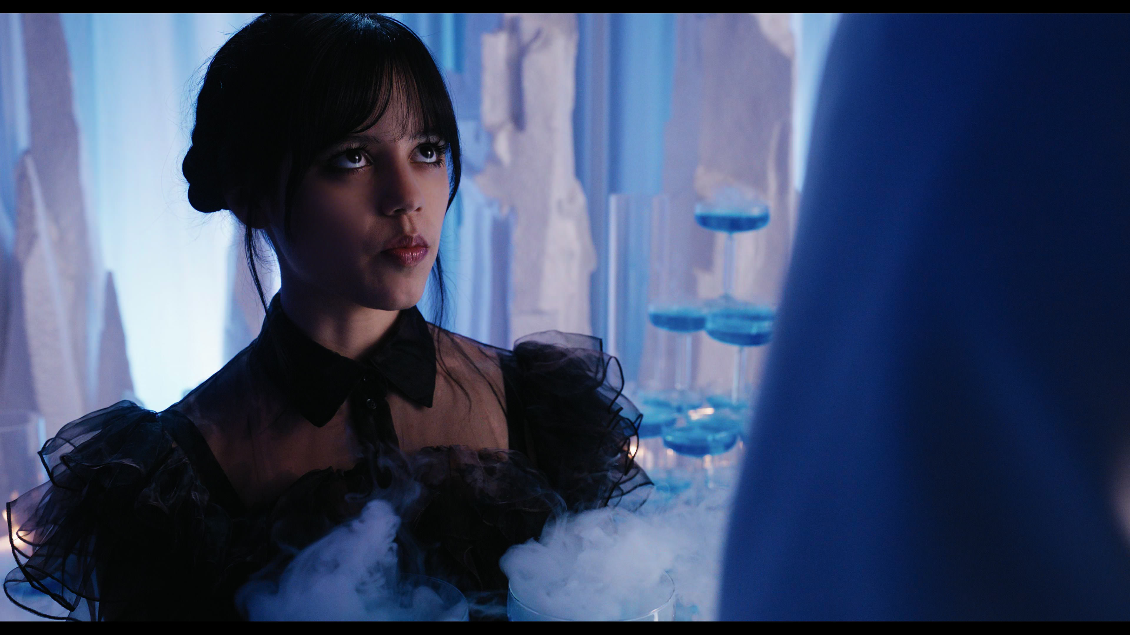Wednesday S01E04 “Woe What a Night” HD screenshot 4505