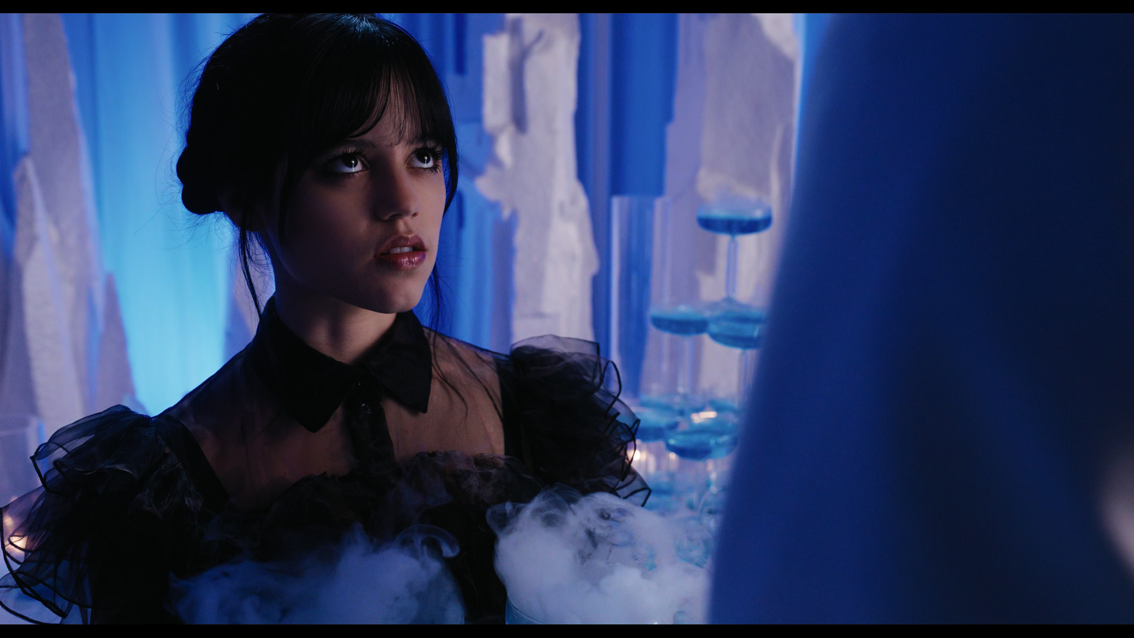 Wednesday S01E04 “Woe What a Night” screencap 4506