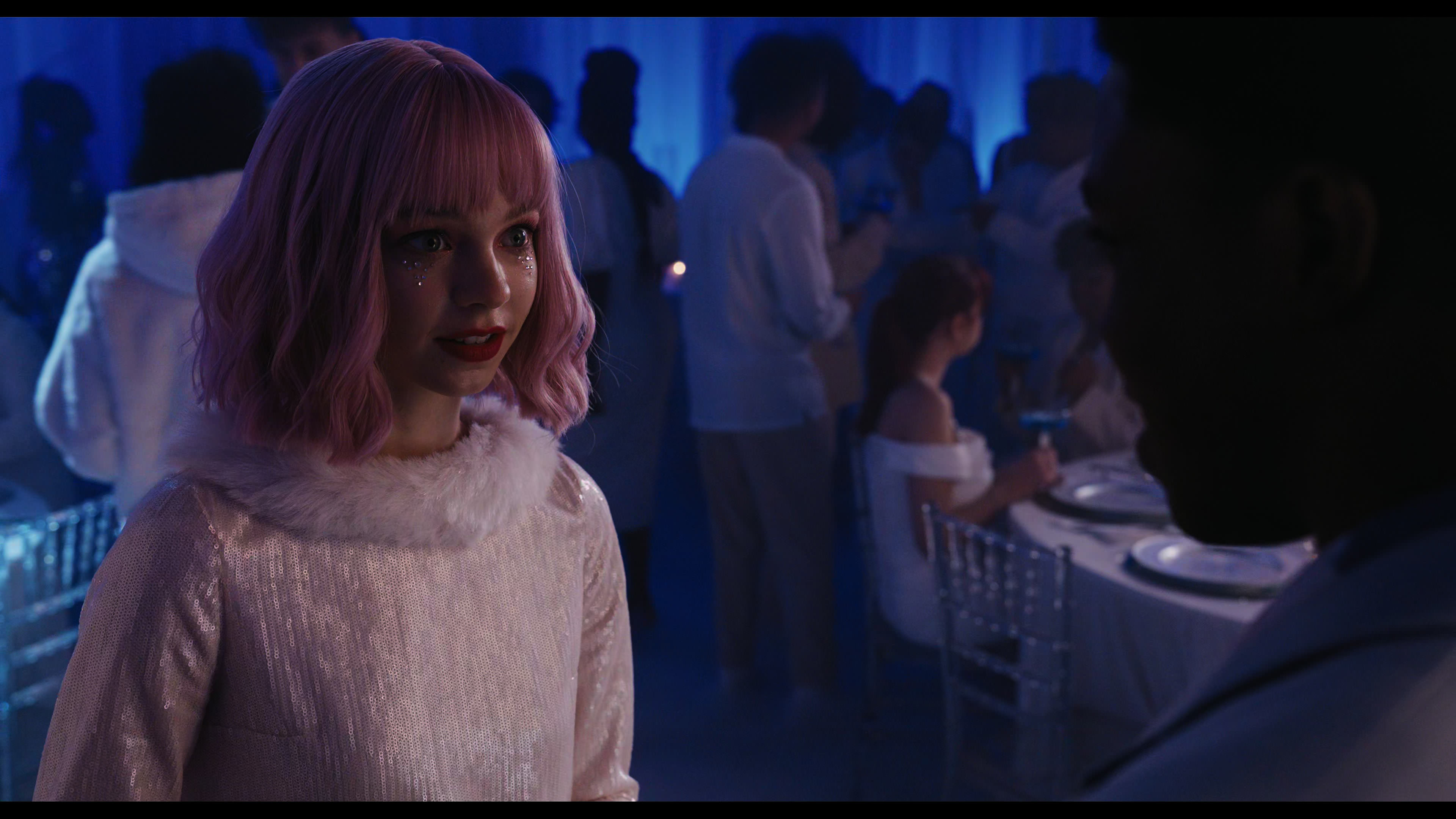 Wednesday S01E04 “Woe What a Night” screencap 4590
