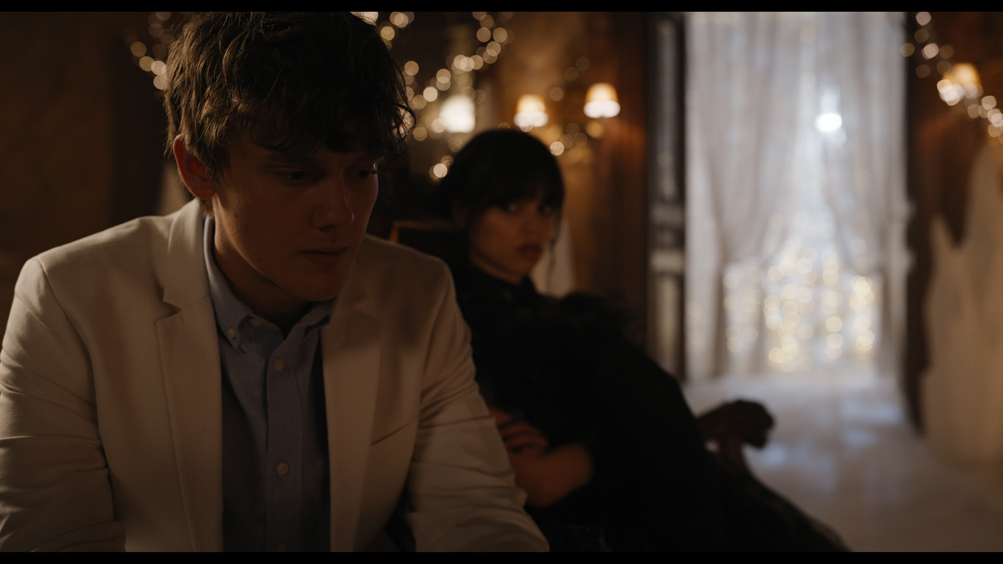 Wednesday S01E04 “Woe What a Night” screencap 4743