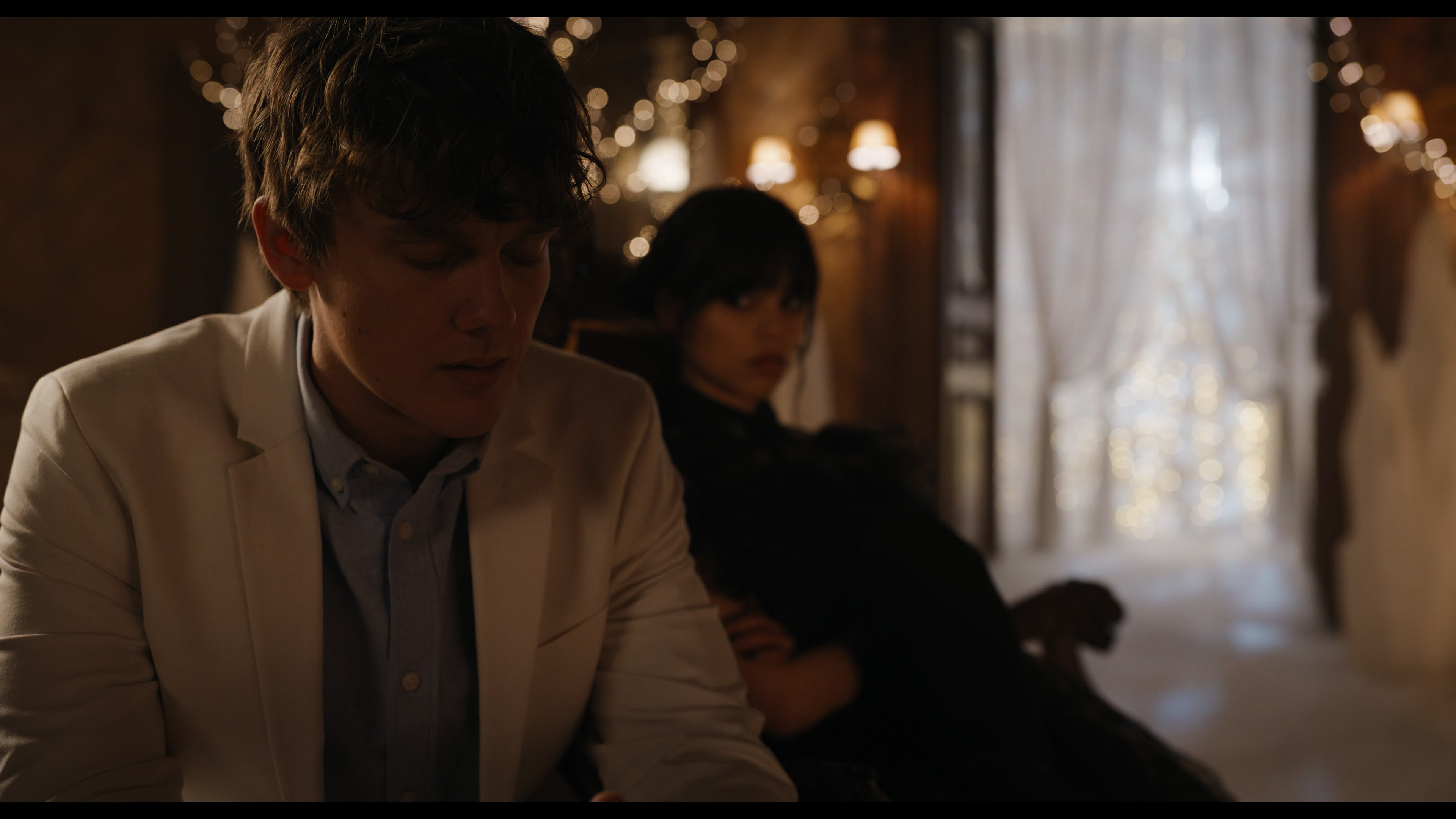 Wednesday S01E04 “Woe What a Night” screencap 4746