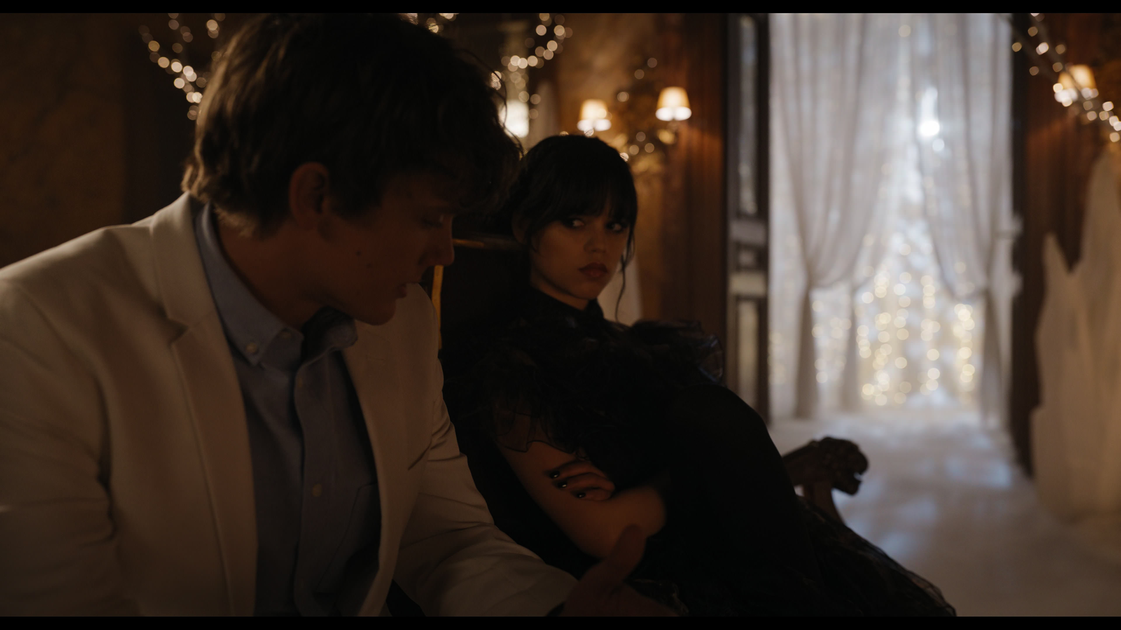 Wednesday S01E04 “Woe What a Night” HD screenshot 4754