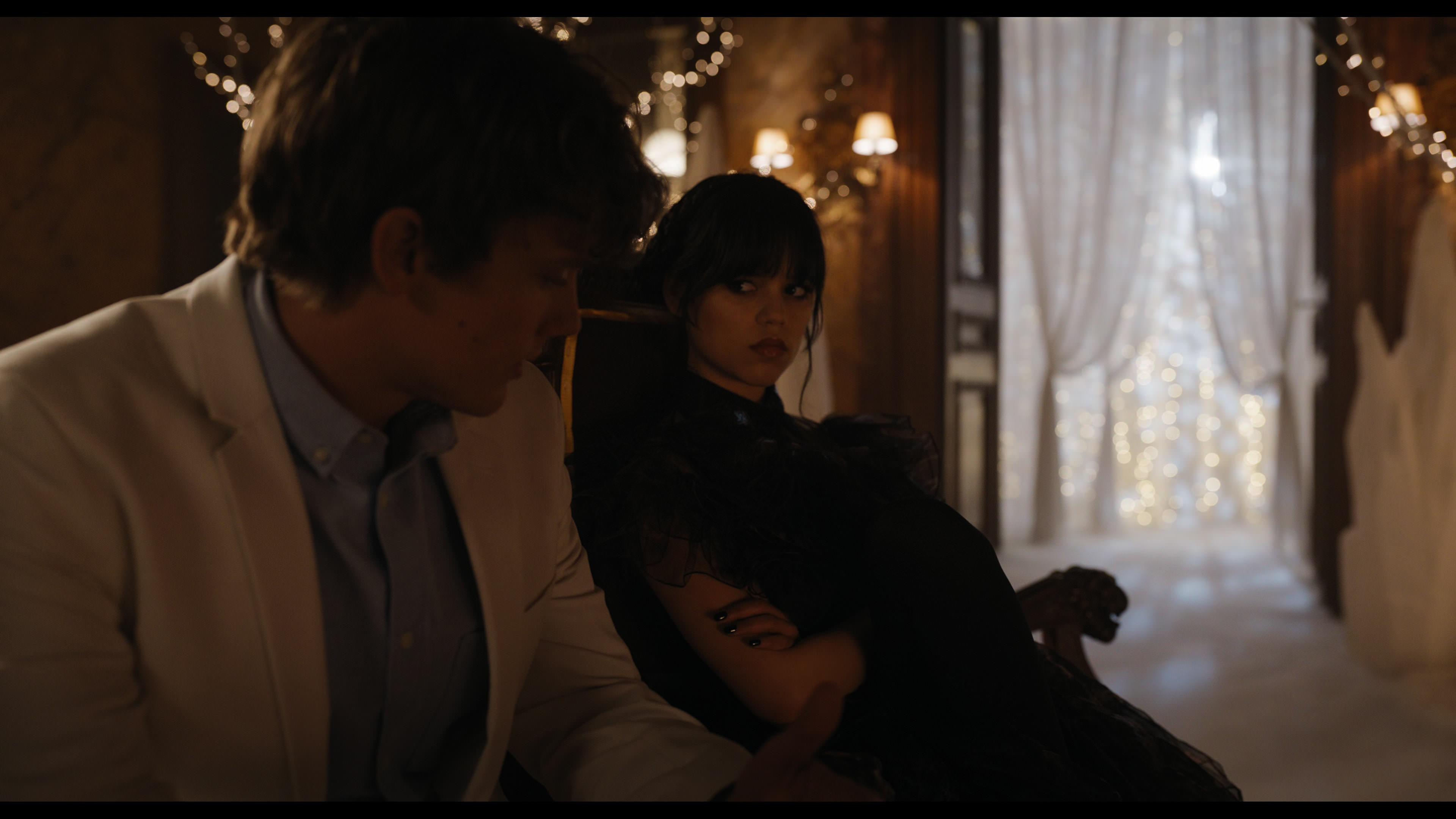 Wednesday S01E04 “Woe What a Night” screencap 4755