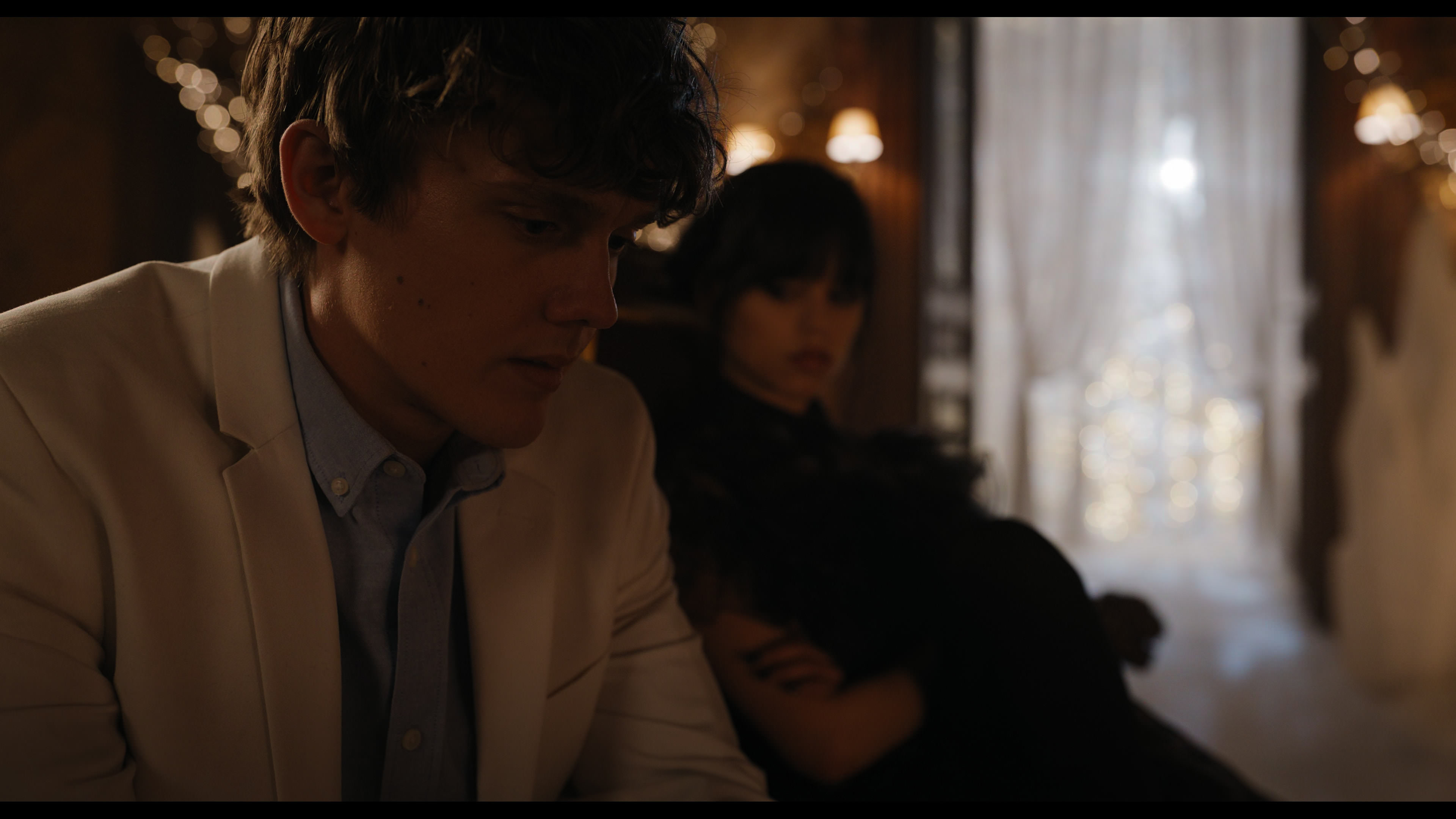 Wednesday S01E04 “Woe What a Night” HD screenshot 4808