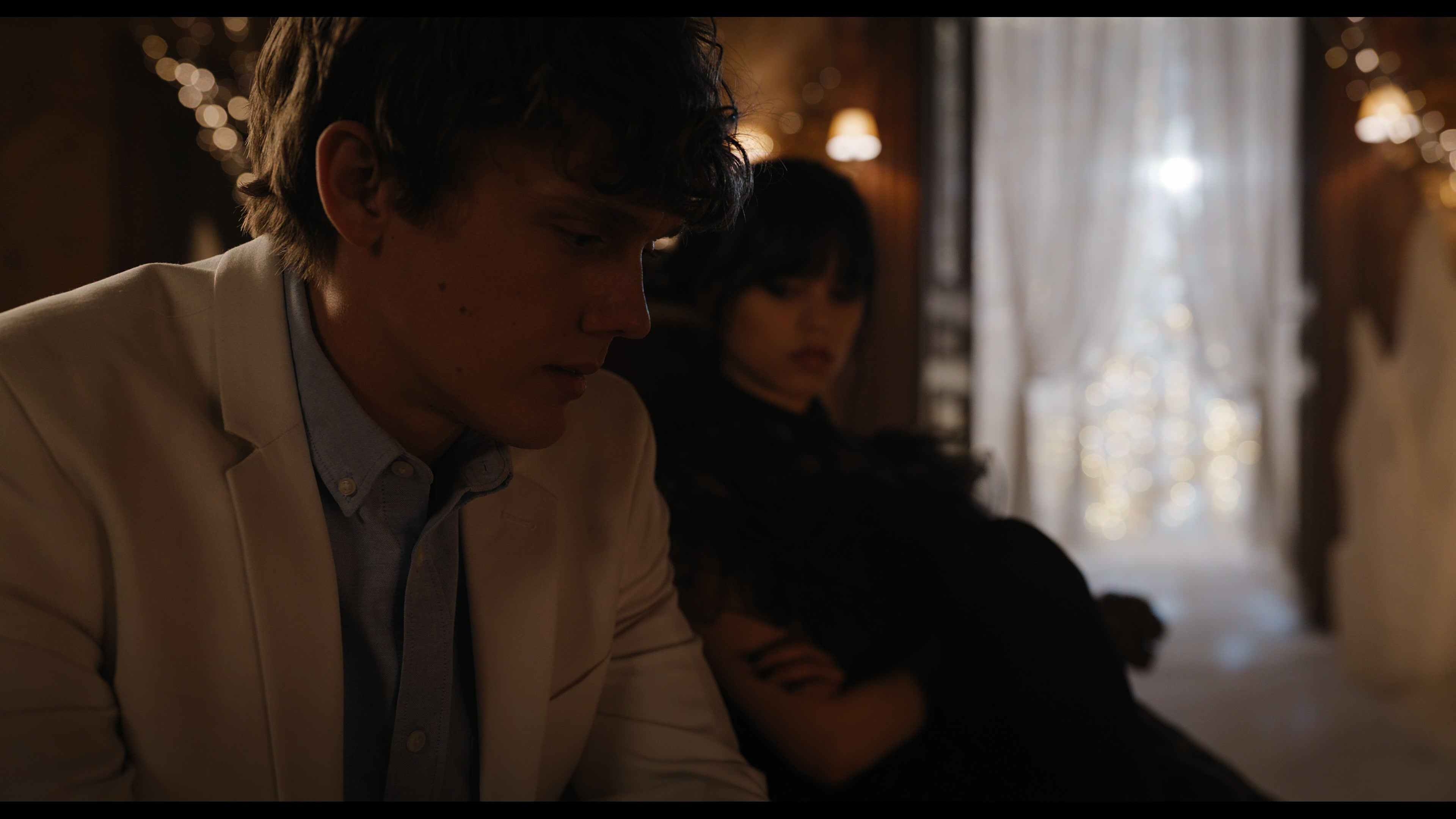 Wednesday S01E04 “Woe What a Night” screencap 4812