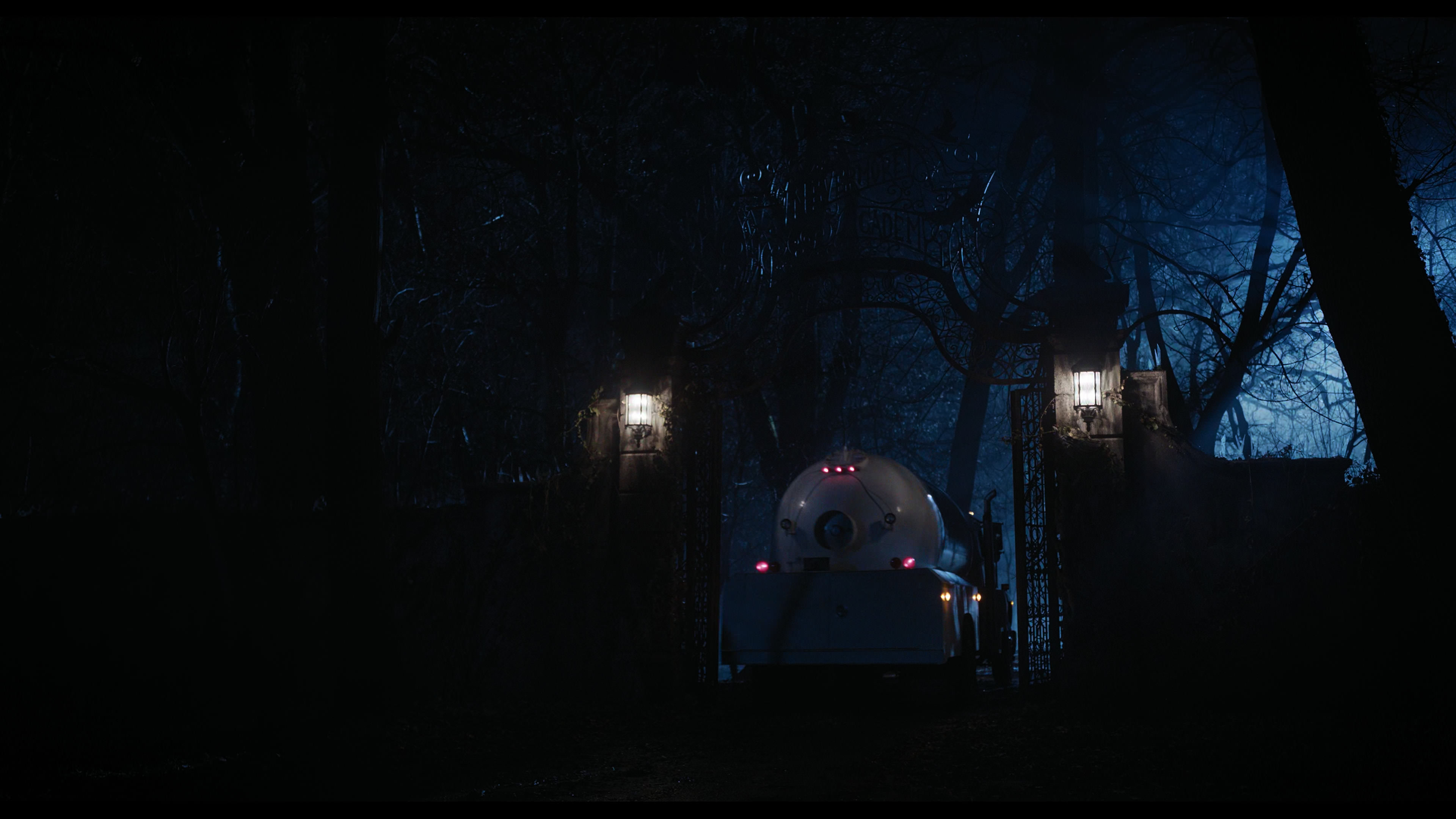 Wednesday S01E04 “Woe What a Night” movie still 4942