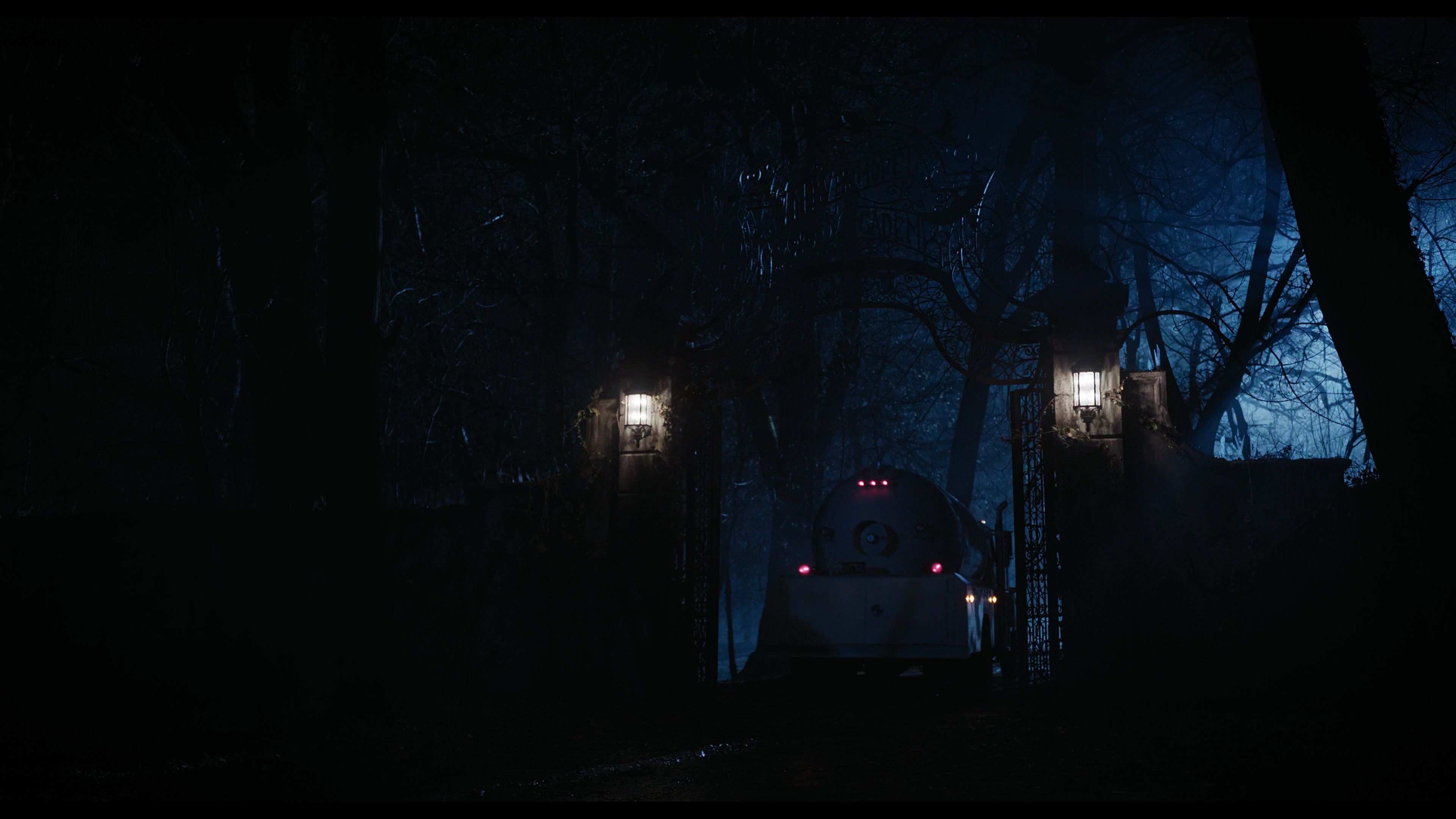Wednesday S01E04 “Woe What a Night” HD screenshot 4943