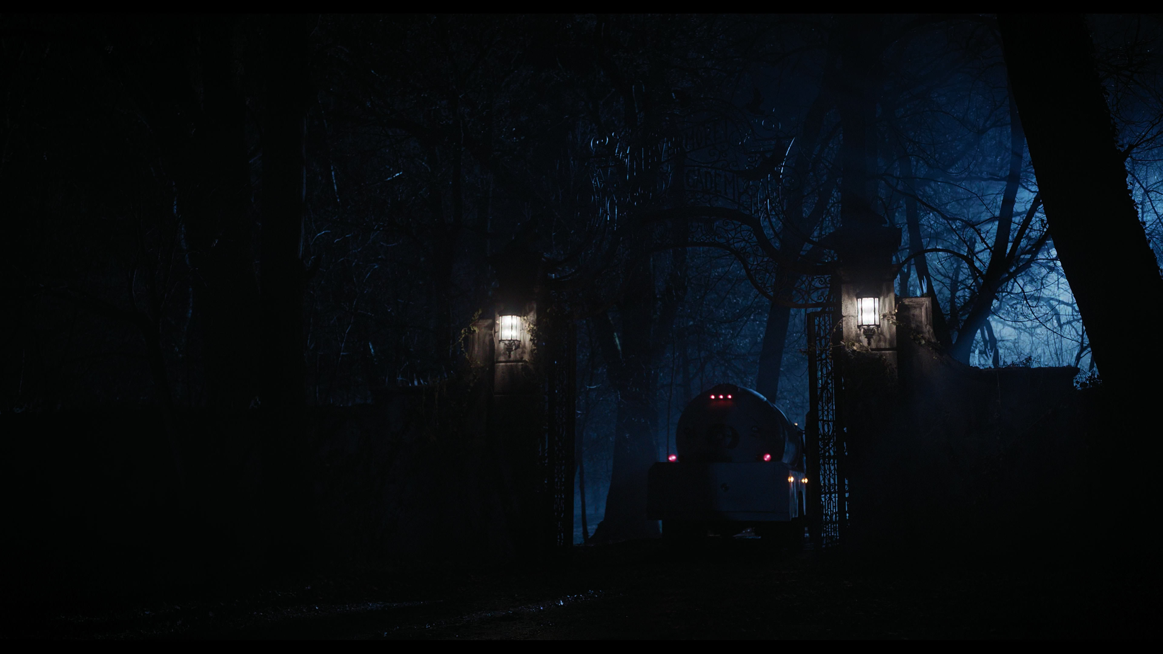 Wednesday S01E04 “Woe What a Night” screencap 4944