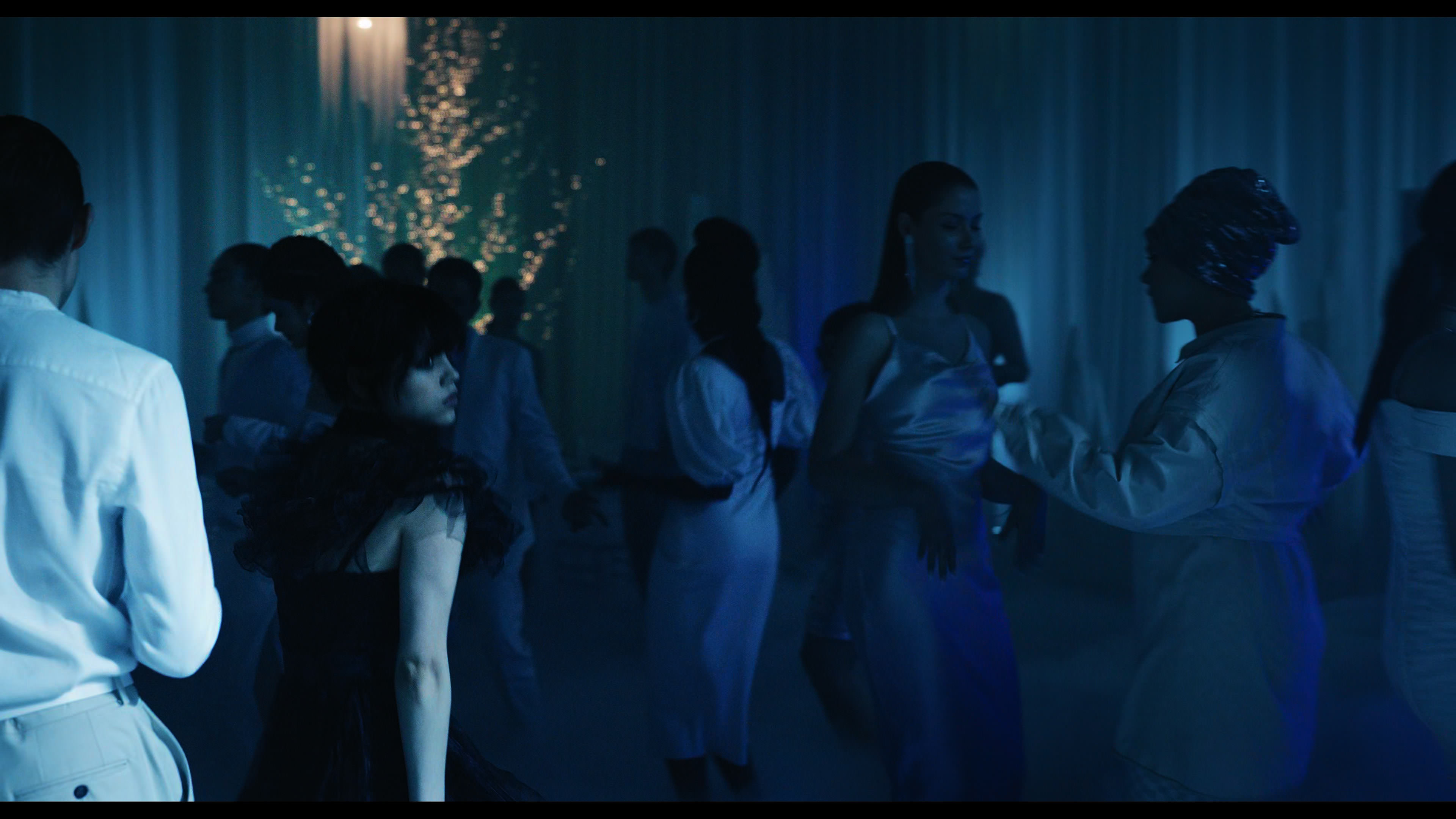 Wednesday S01E04 “Woe What a Night” HD screenshot 4979