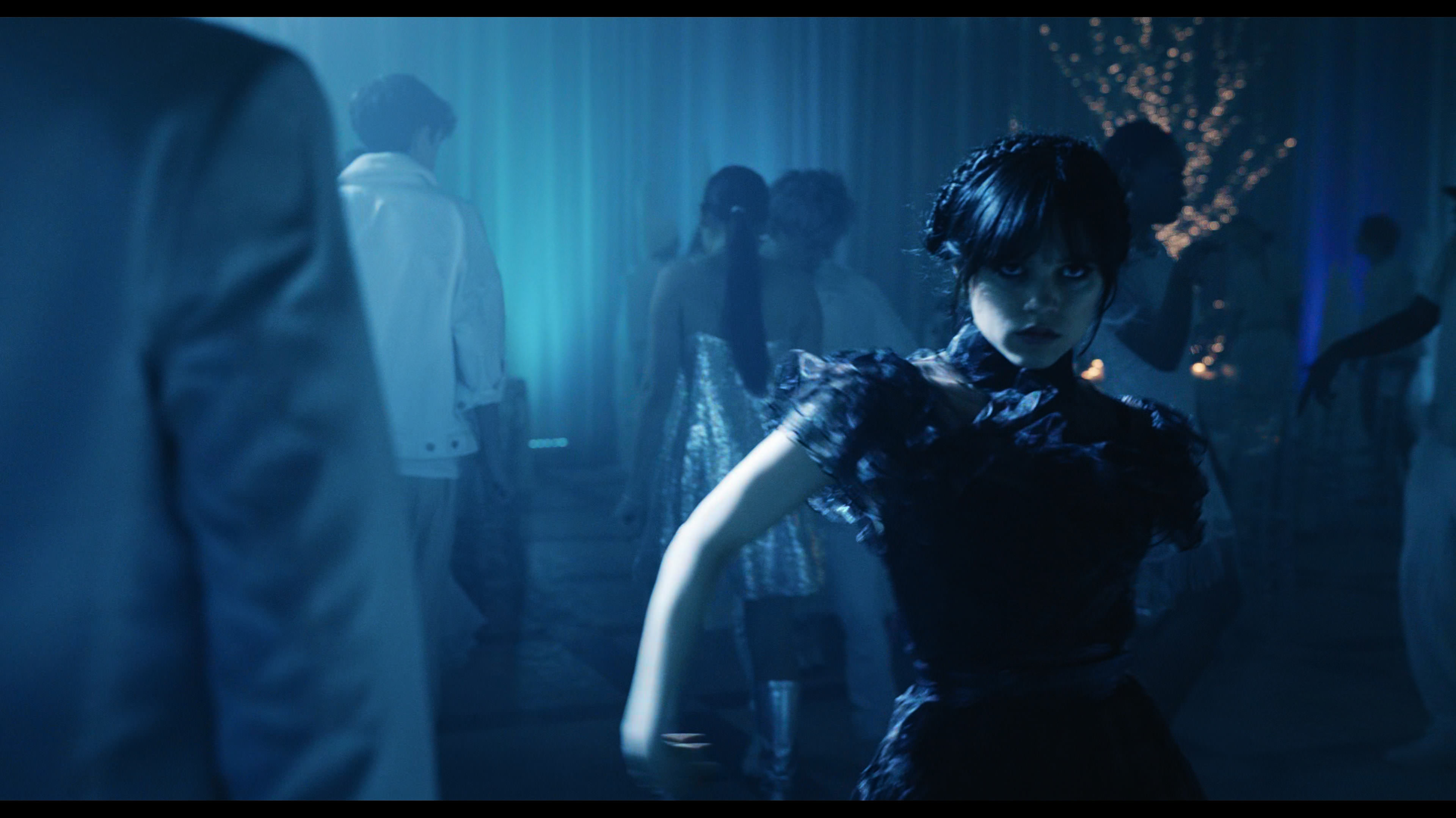 Wednesday S01E04 “Woe What a Night” screencap 5076