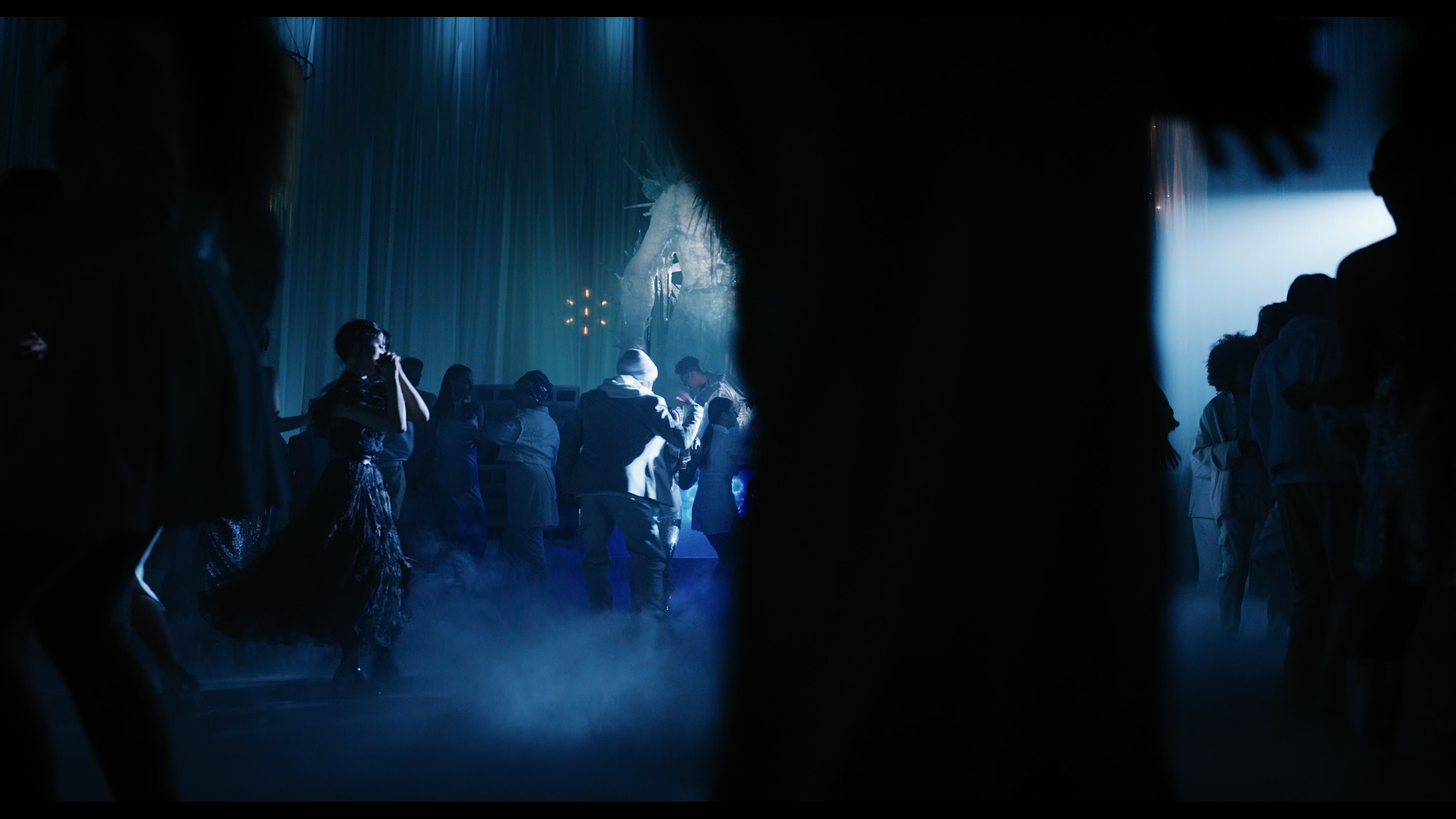 Wednesday S01E04 “Woe What a Night” HD screenshot 5081