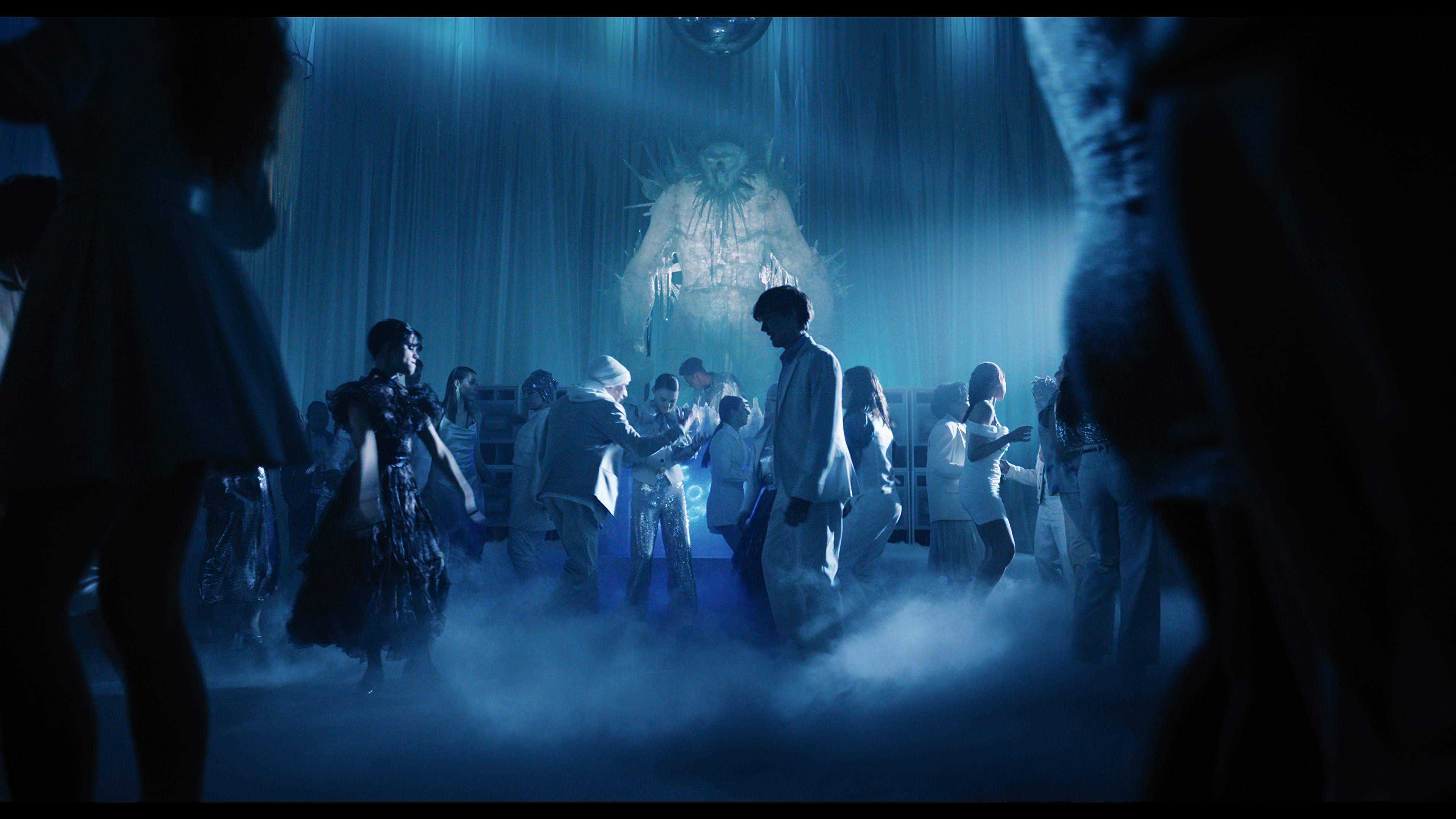 Wednesday S01E04 “Woe What a Night” screencap 5082