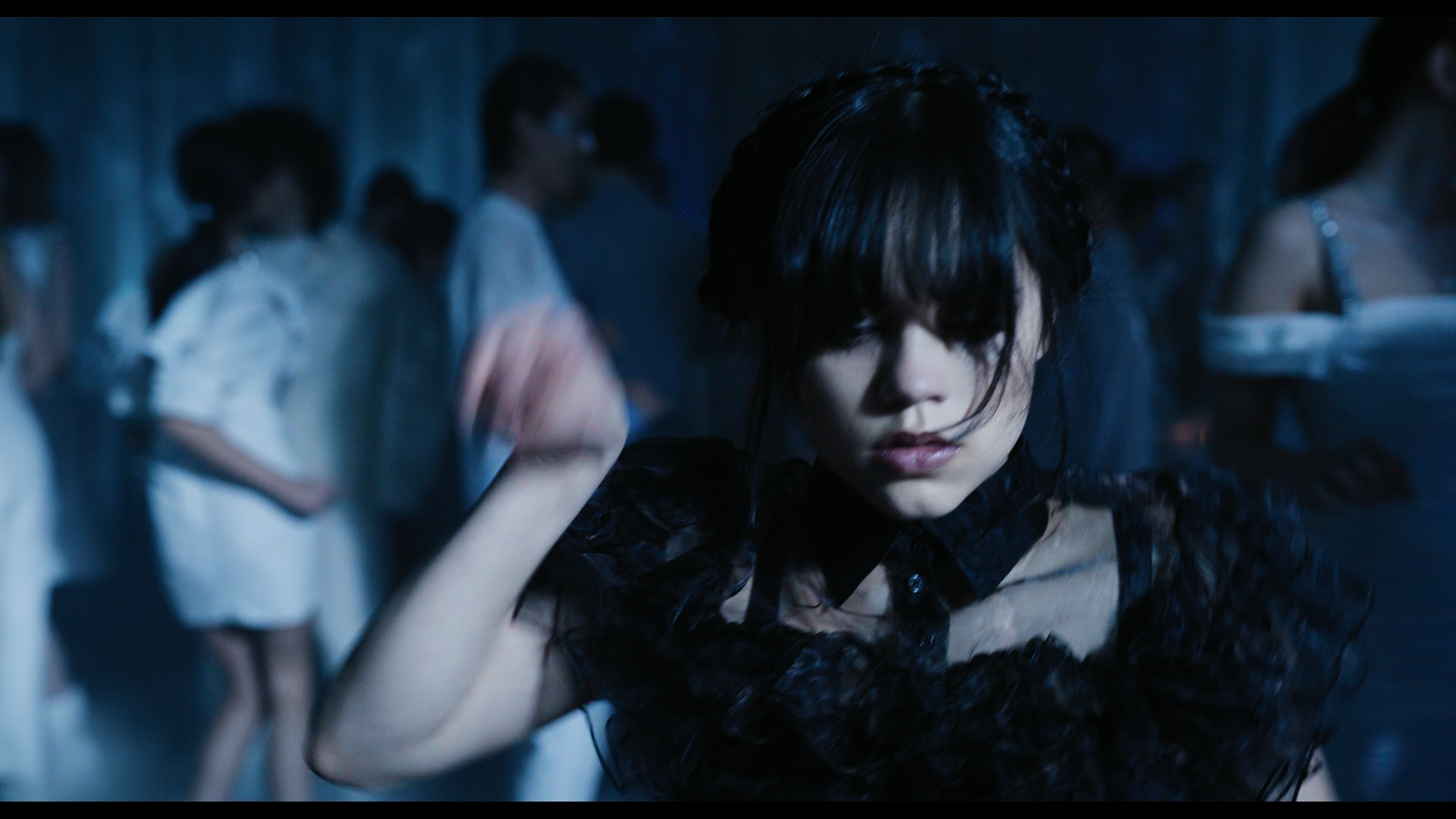 Wednesday S01E04 “Woe What a Night” screencap 5160