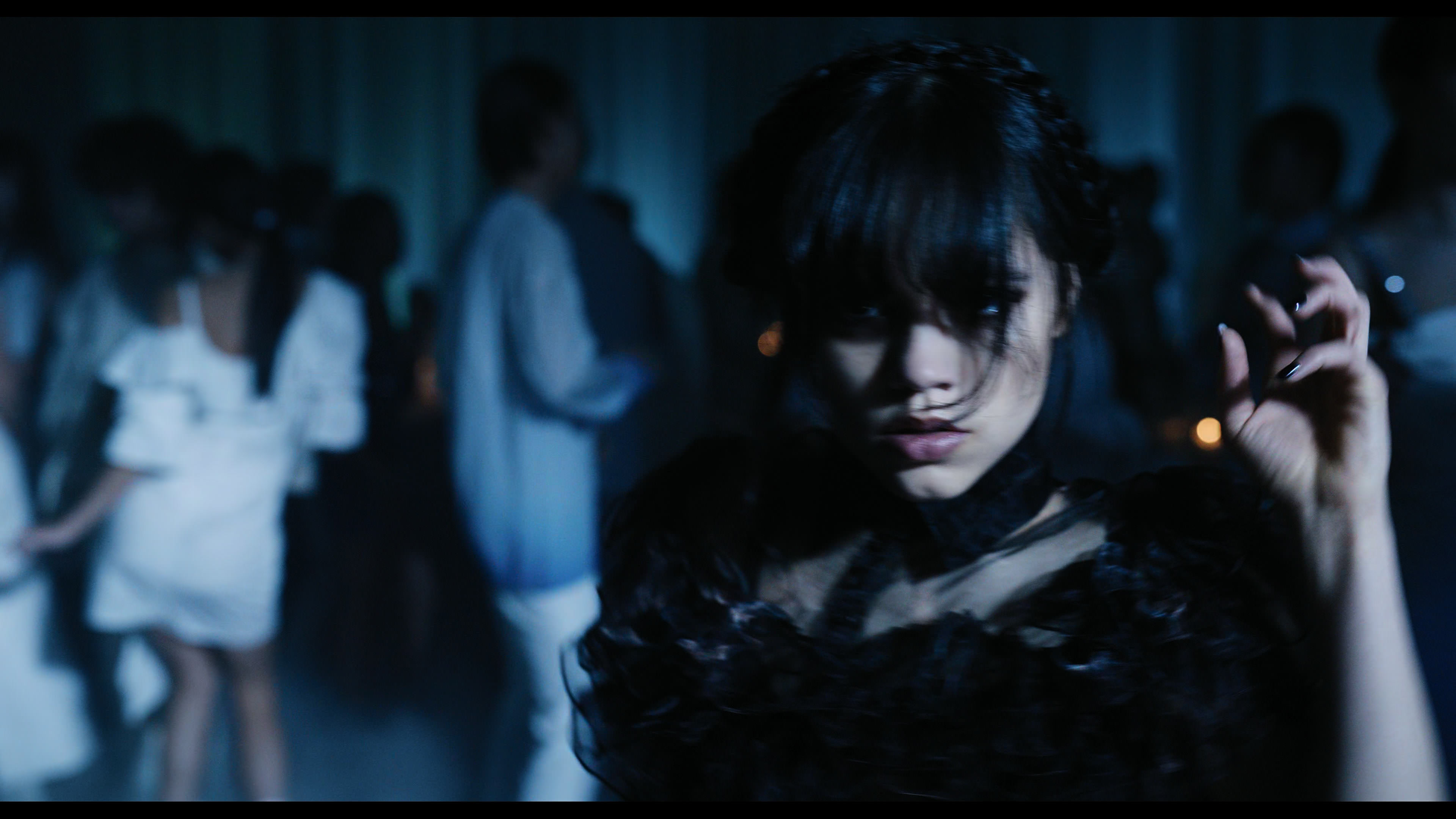 Wednesday S01E04 “Woe What a Night” screencap 5166
