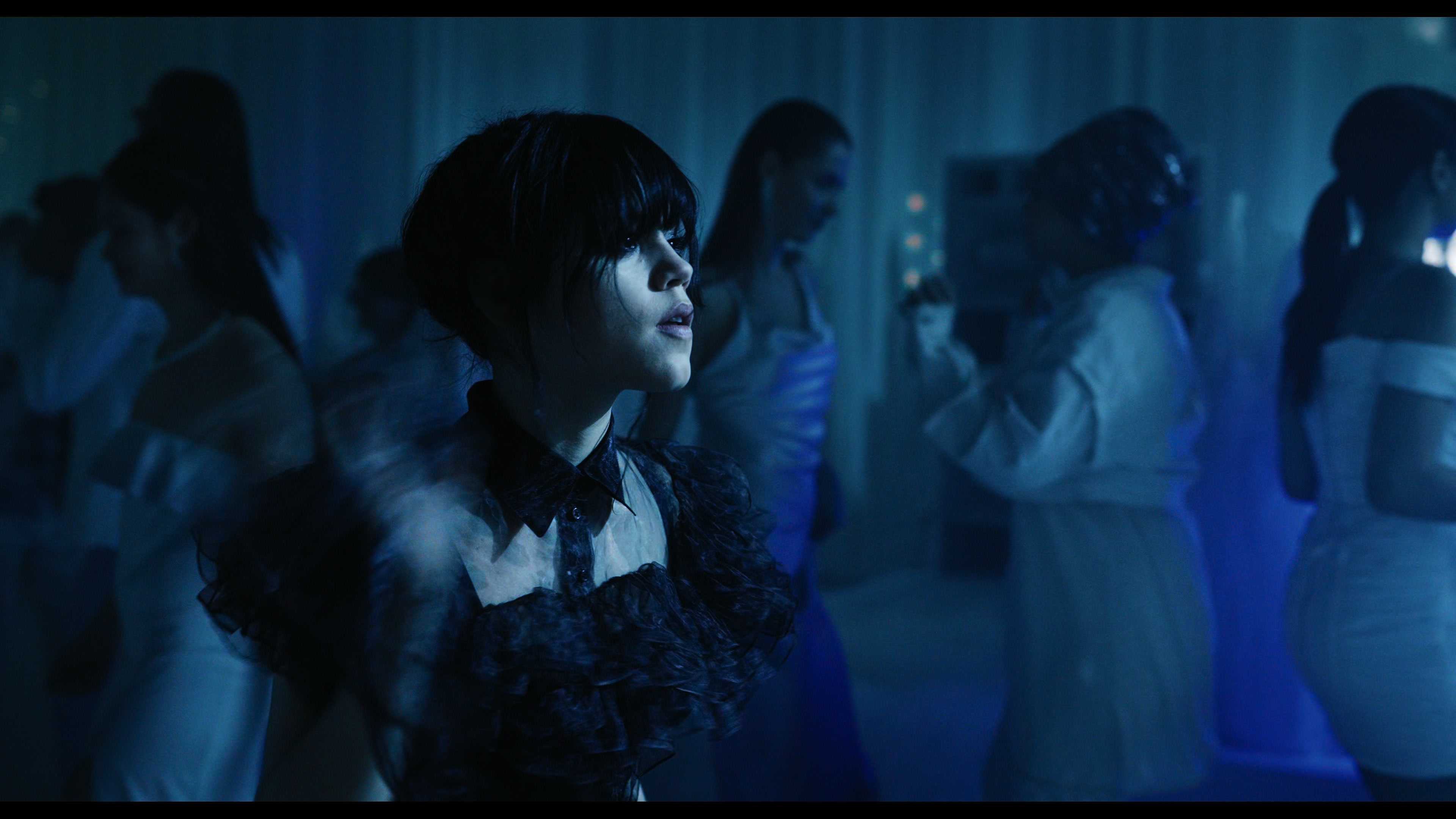 Wednesday S01E04 “Woe What a Night” screencap 5199