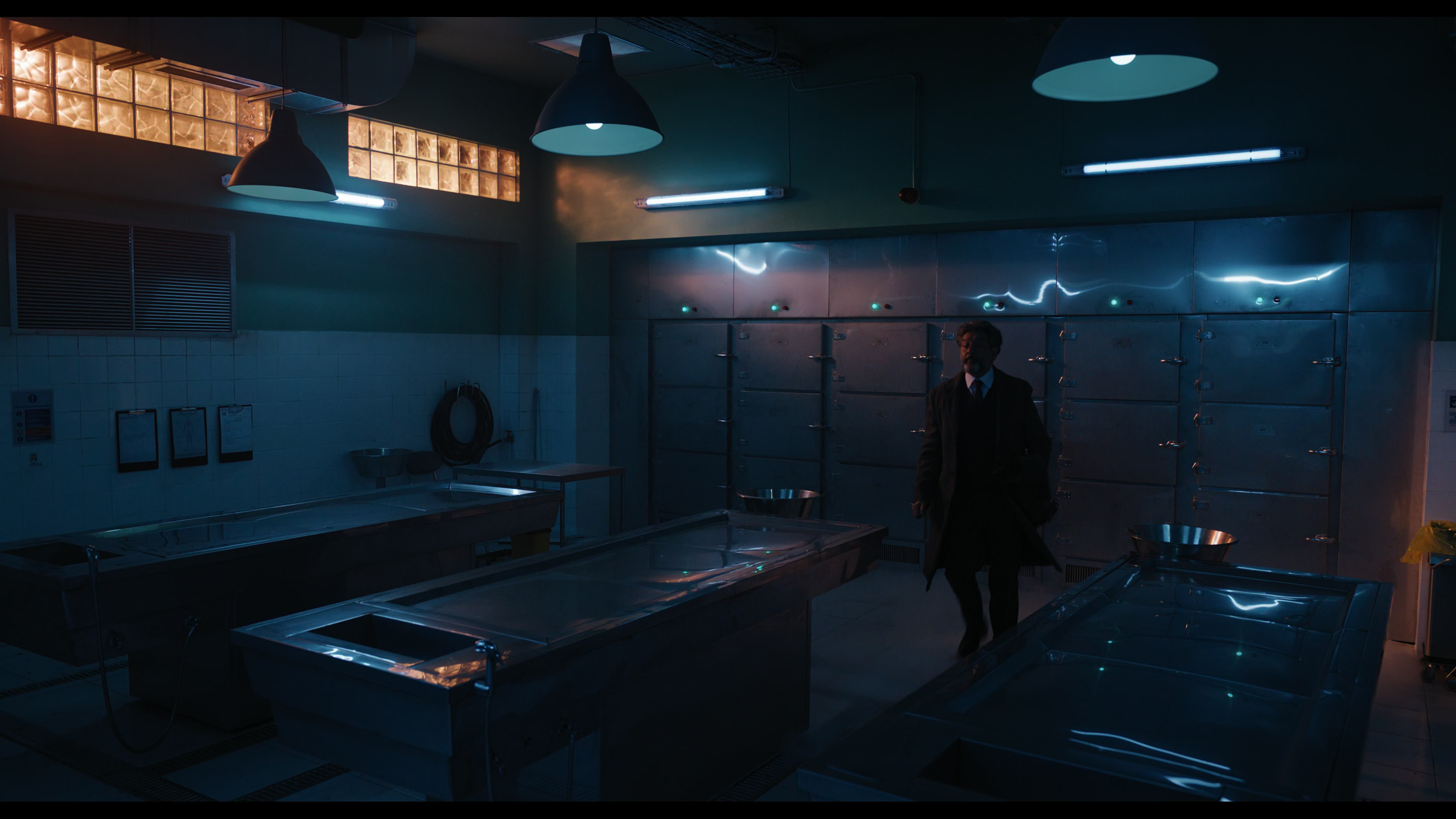Wednesday S01E04 “Woe What a Night” screencap 570