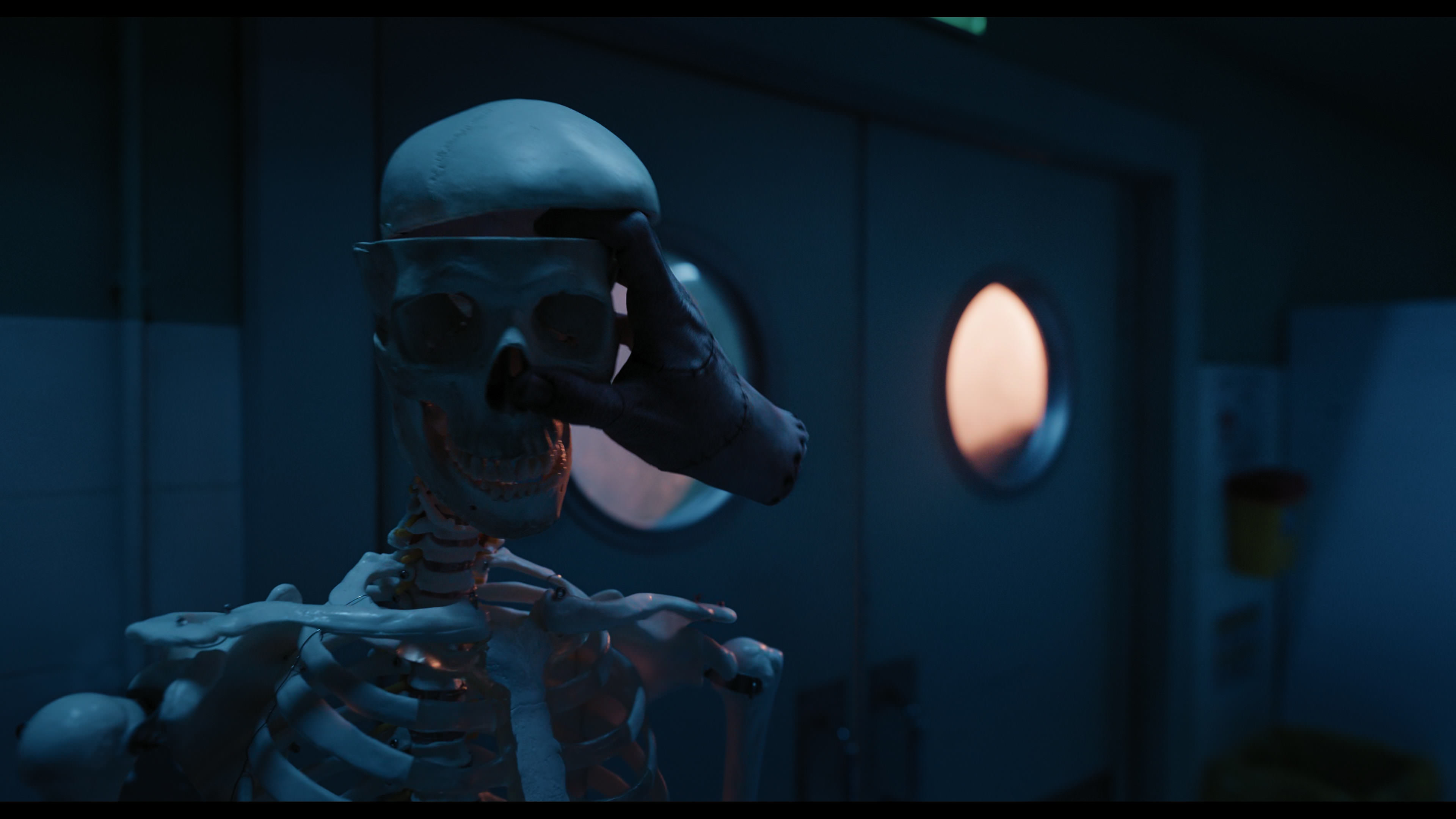 Wednesday S01E04 “Woe What a Night” screencap 585