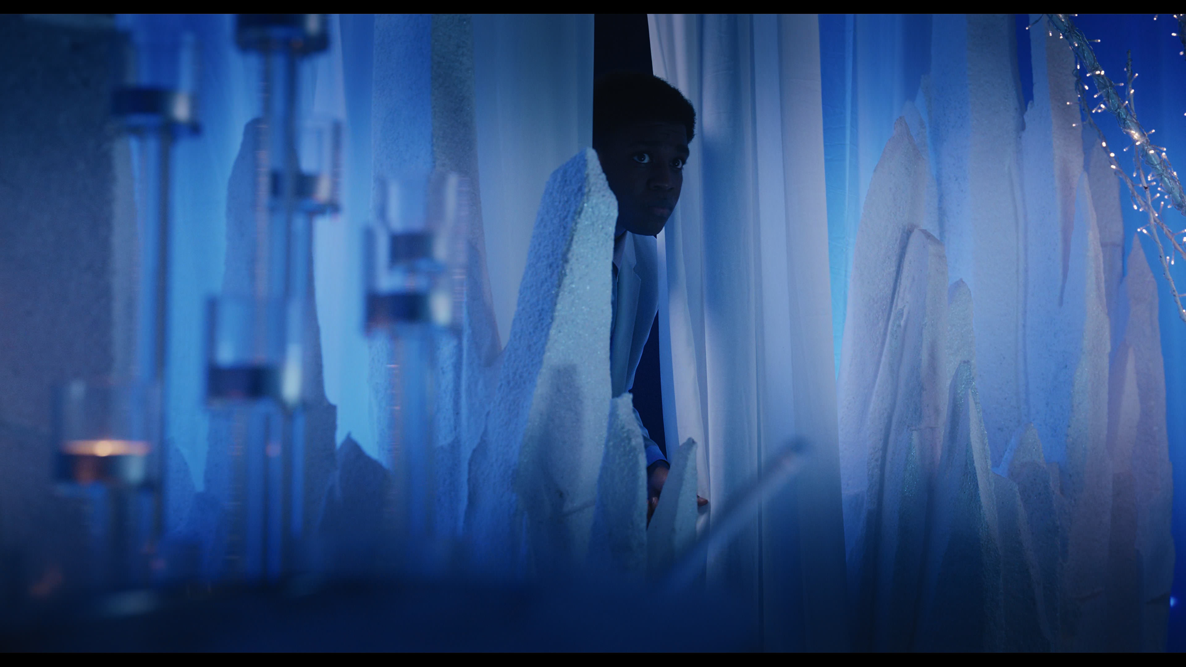 Wednesday S01E04 “Woe What a Night” screencap 5859