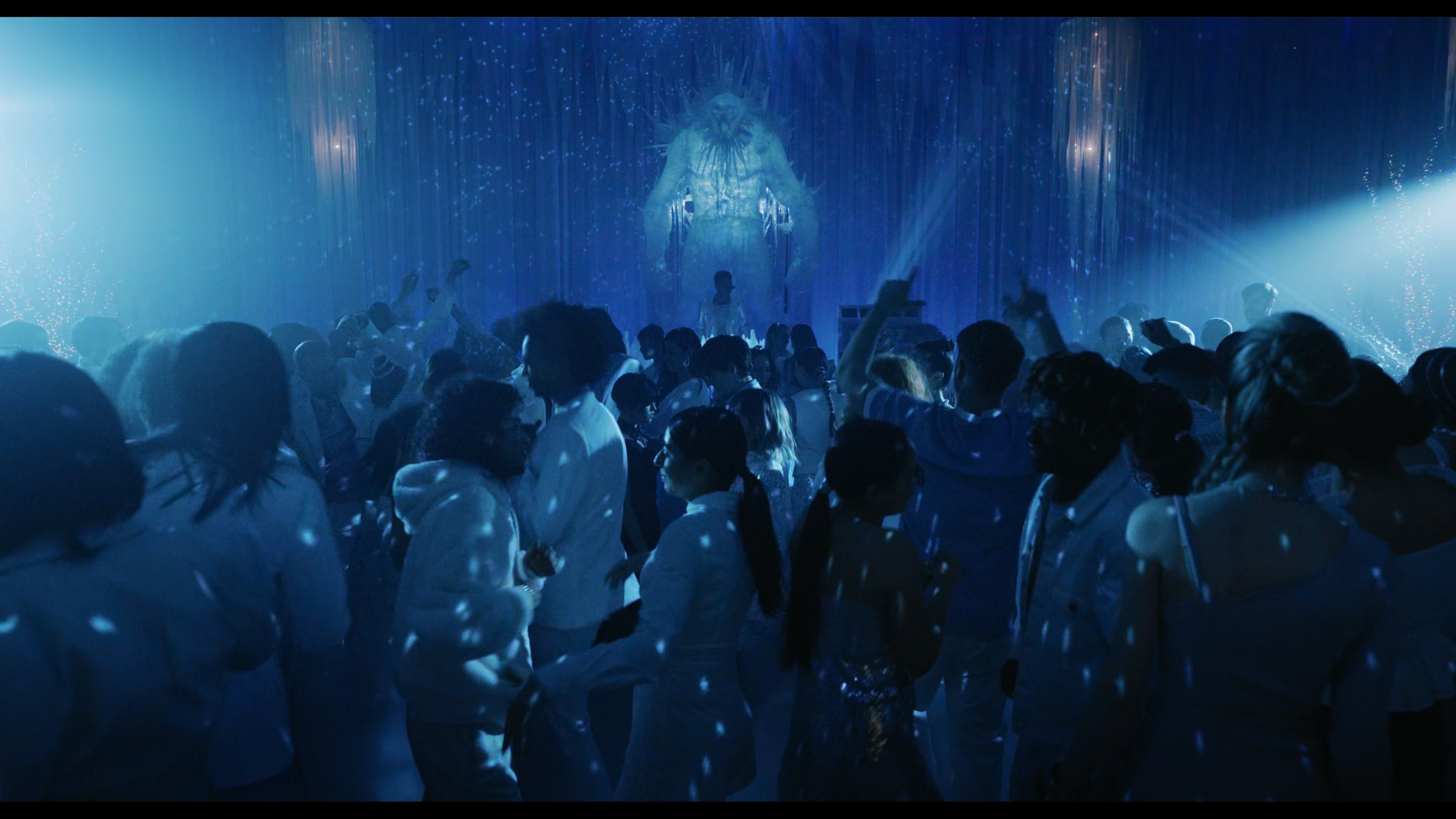 Wednesday S01E04 “Woe What a Night” screencap 5868
