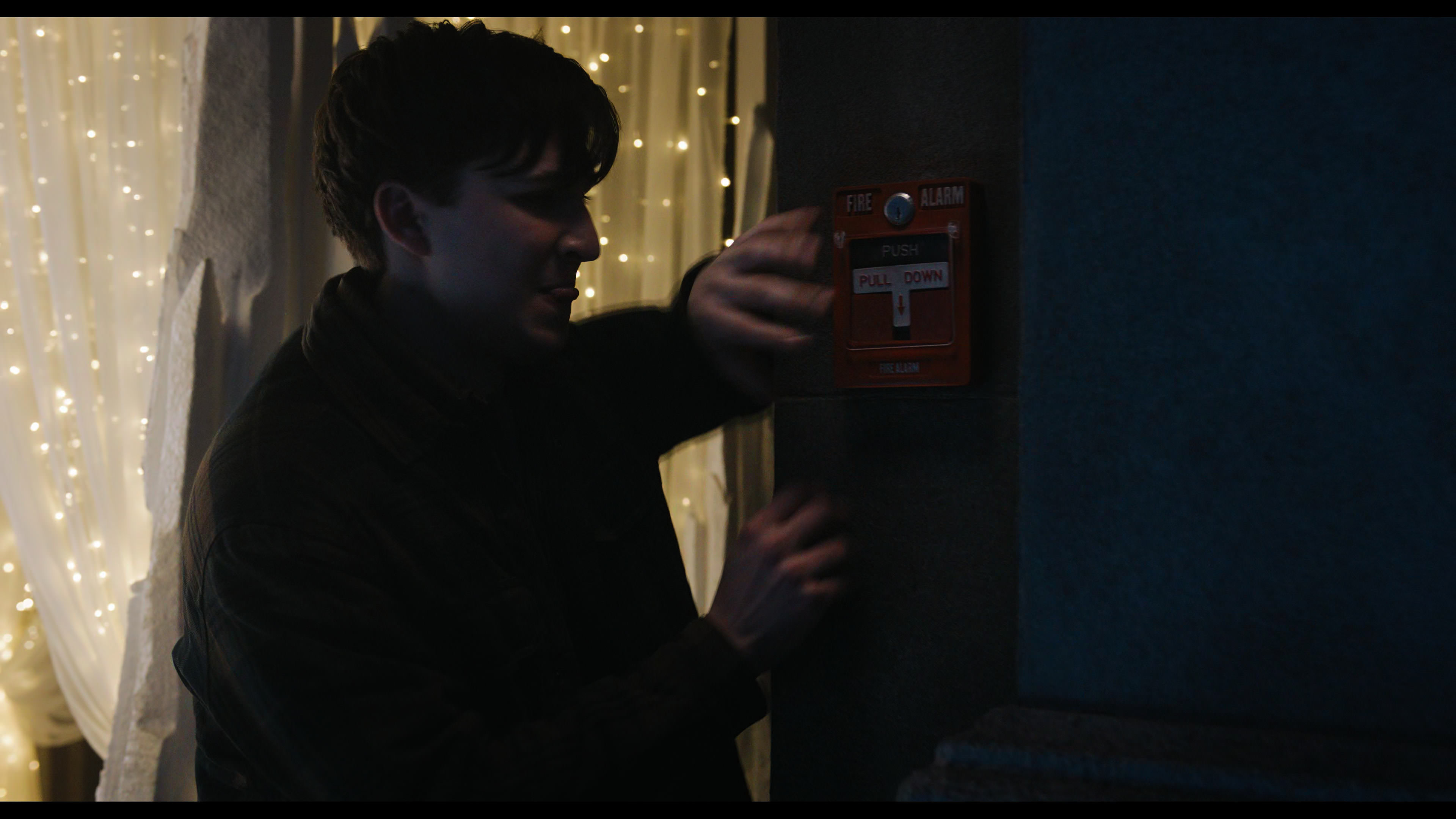 Wednesday S01E04 “Woe What a Night” HD screenshot 5894