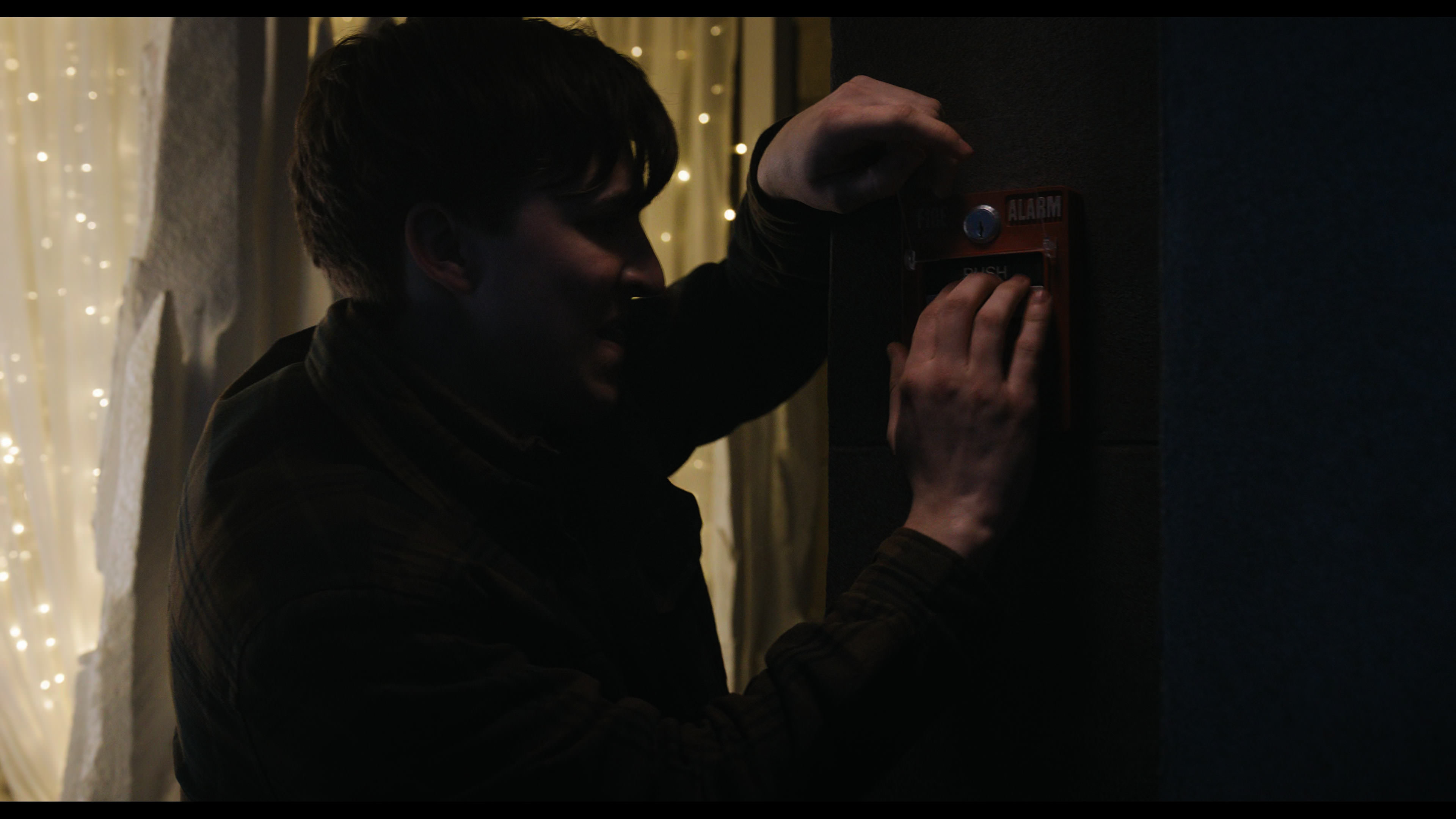 Wednesday S01E04 “Woe What a Night” movie still 5896