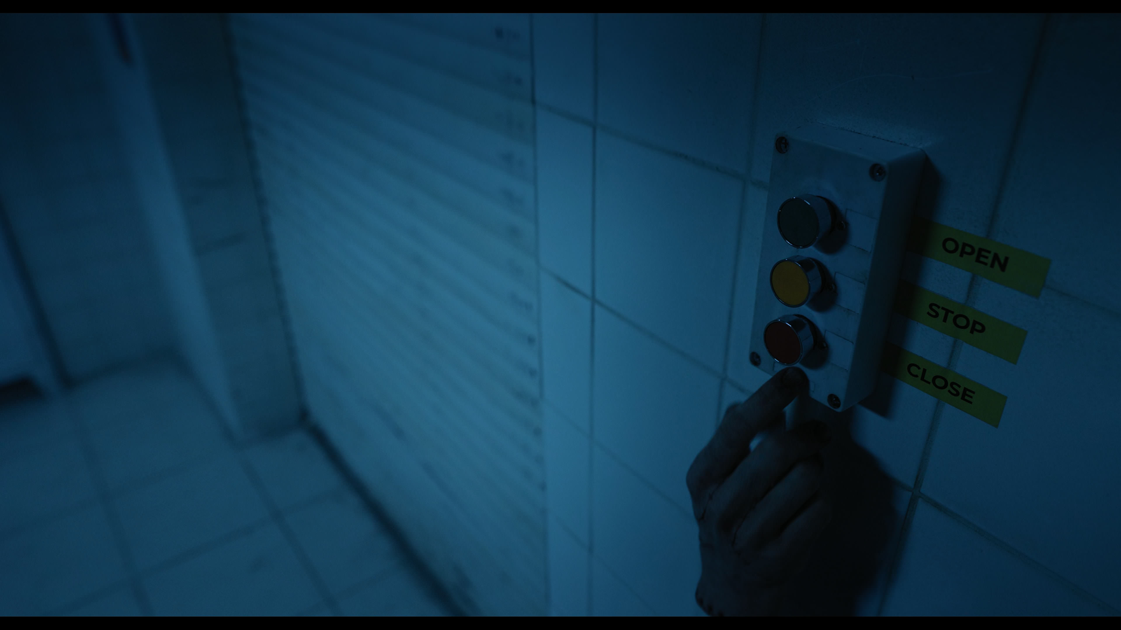 Wednesday S01E04 “Woe What a Night” HD screenshot 80
