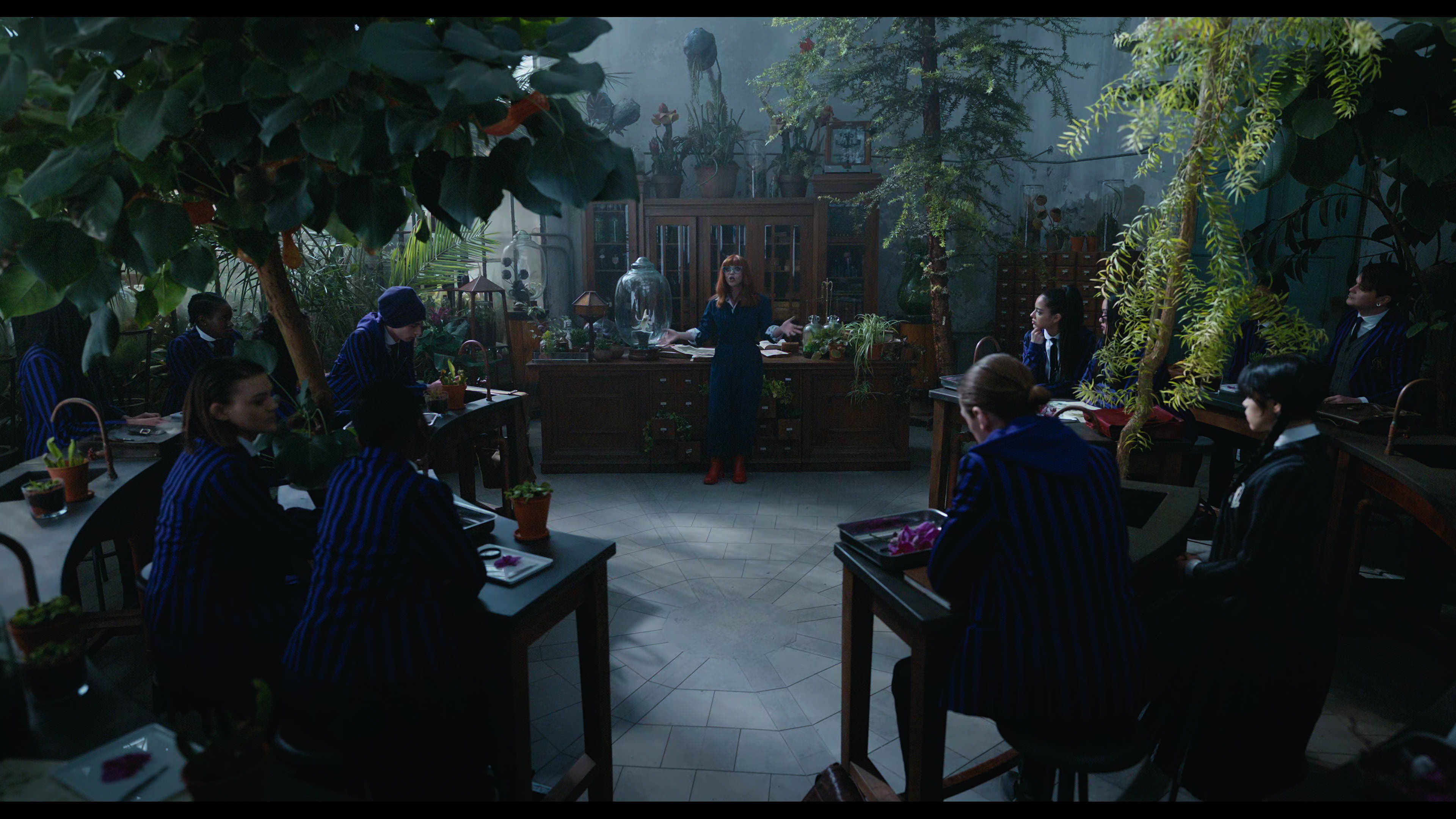Wednesday S01E04 “Woe What a Night” HD screenshot 833