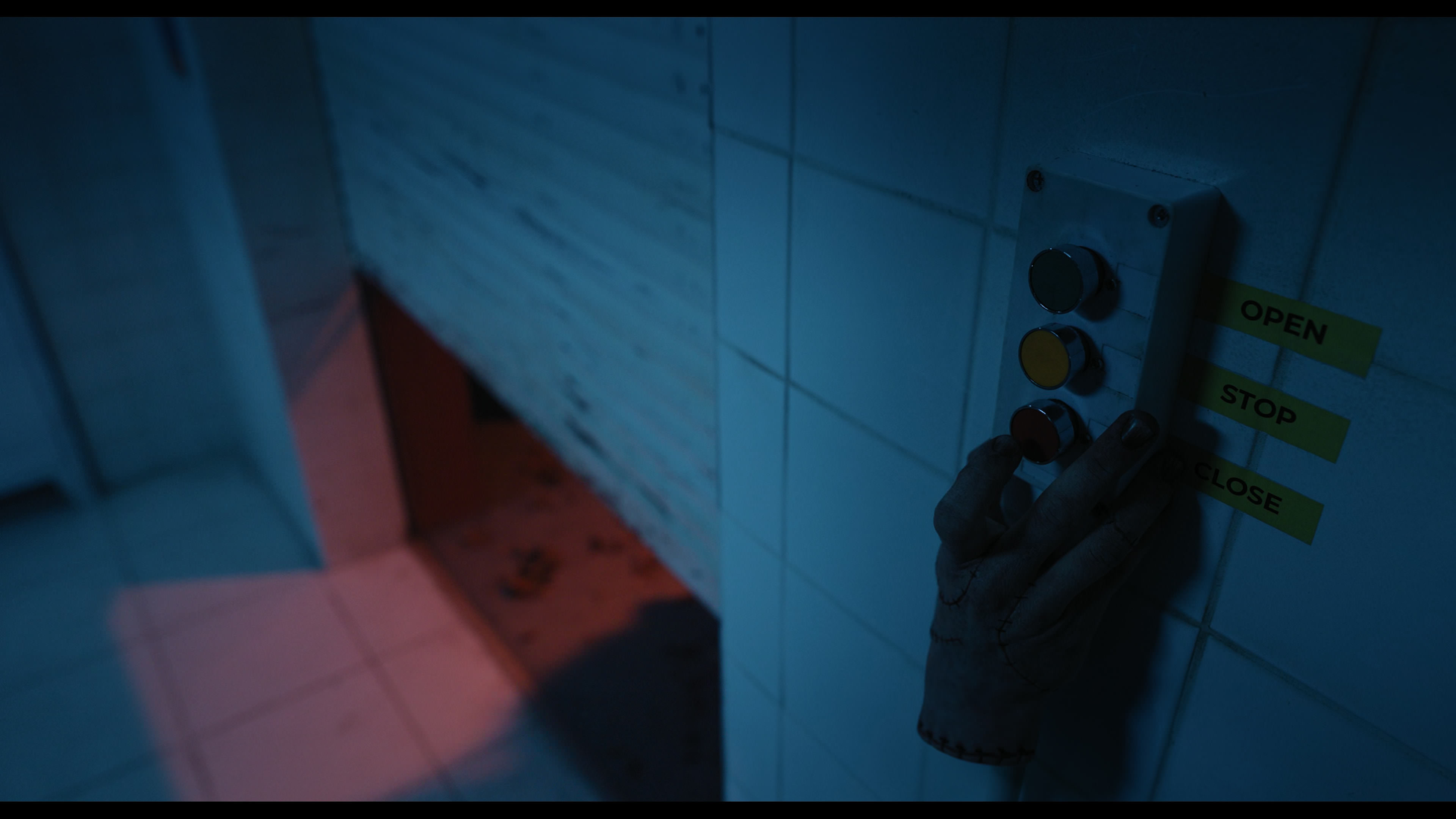 Wednesday S01E04 “Woe What a Night” movie still 88