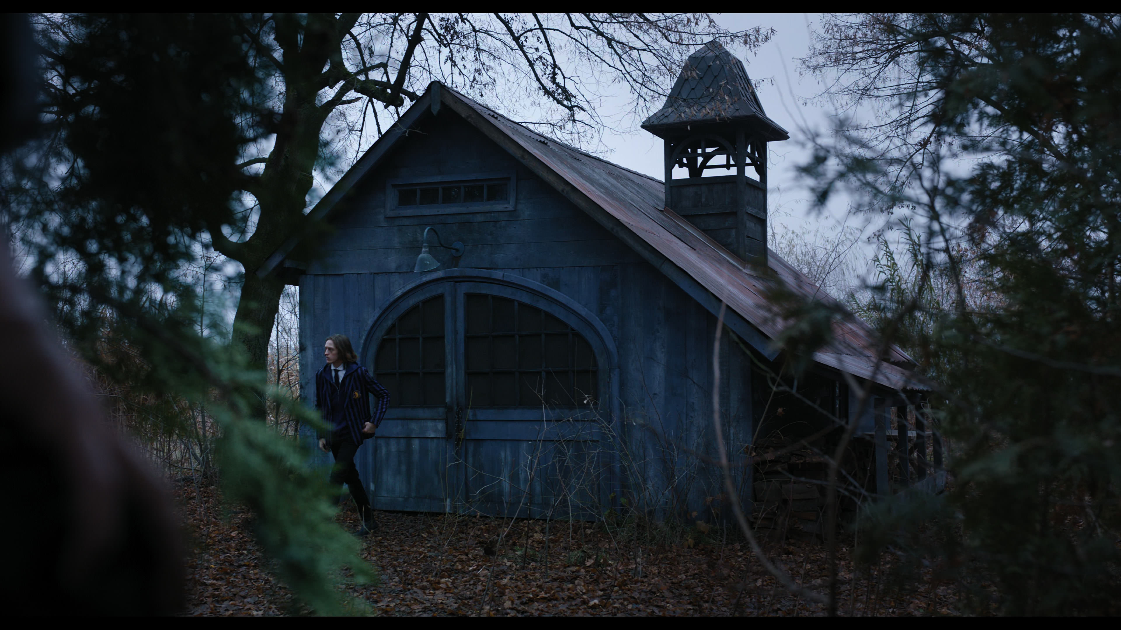 Wednesday S01E04 “Woe What a Night” movie still 976