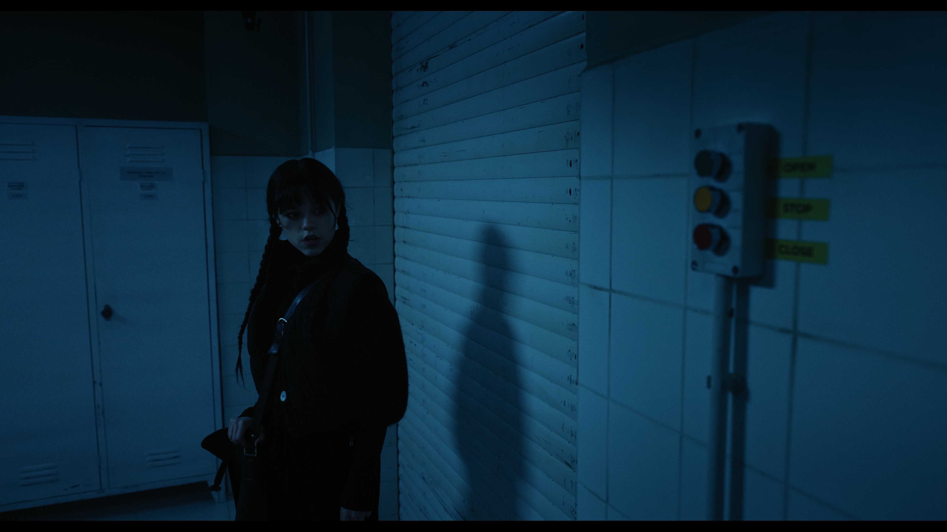 Wednesday S01E04 “Woe What a Night” HD screenshot 98